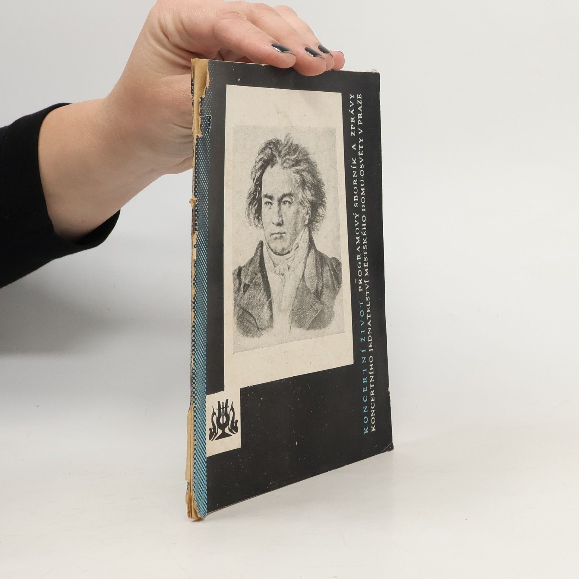 Edna St. Vincent Millay Koncertní život. Při poslechu symfonie beethovenovy.
