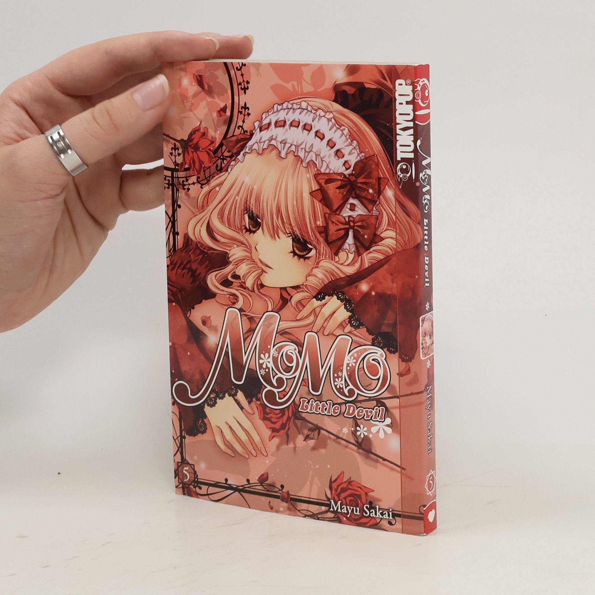 Mayu Sakai Momo 5