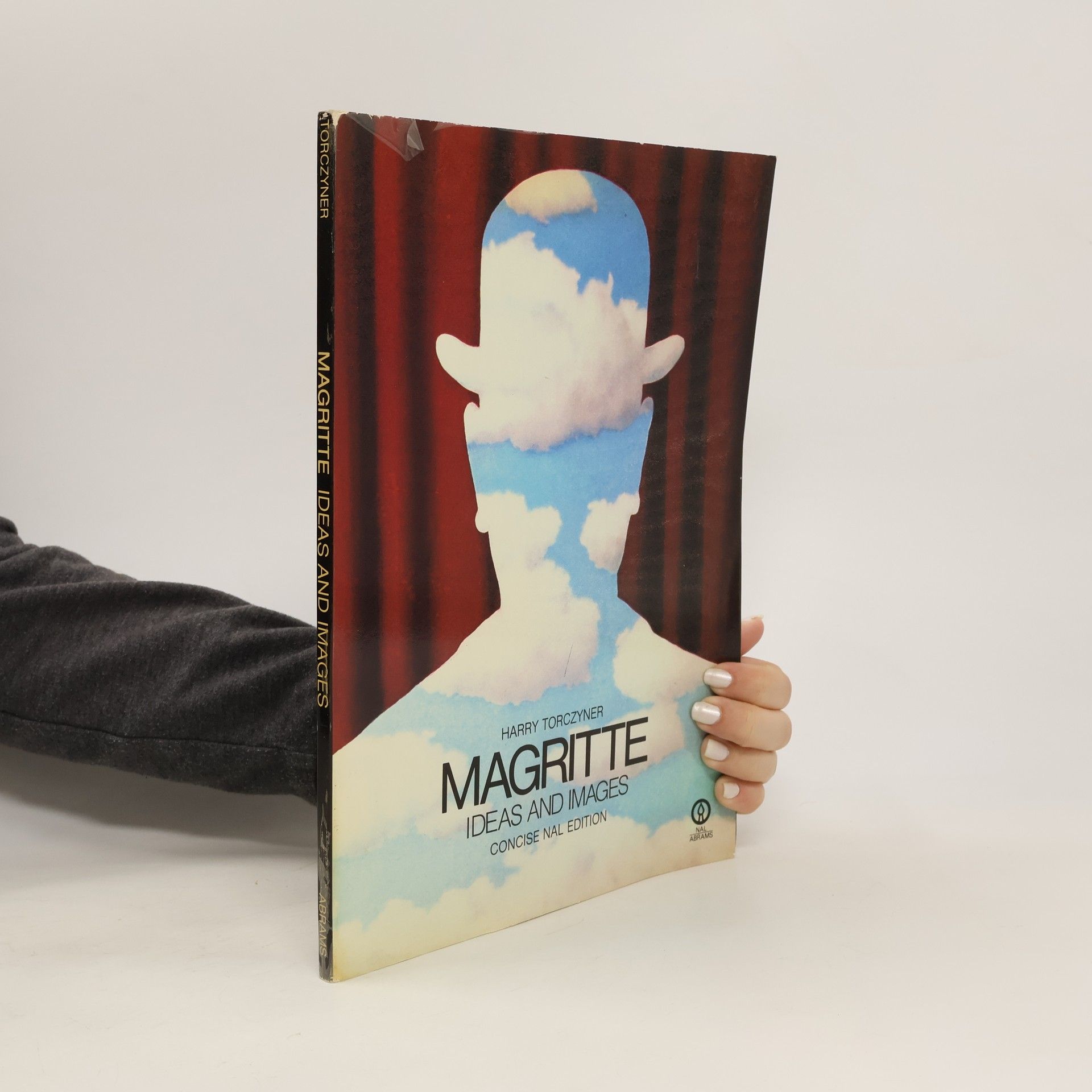 Magritte. Ideas and Images