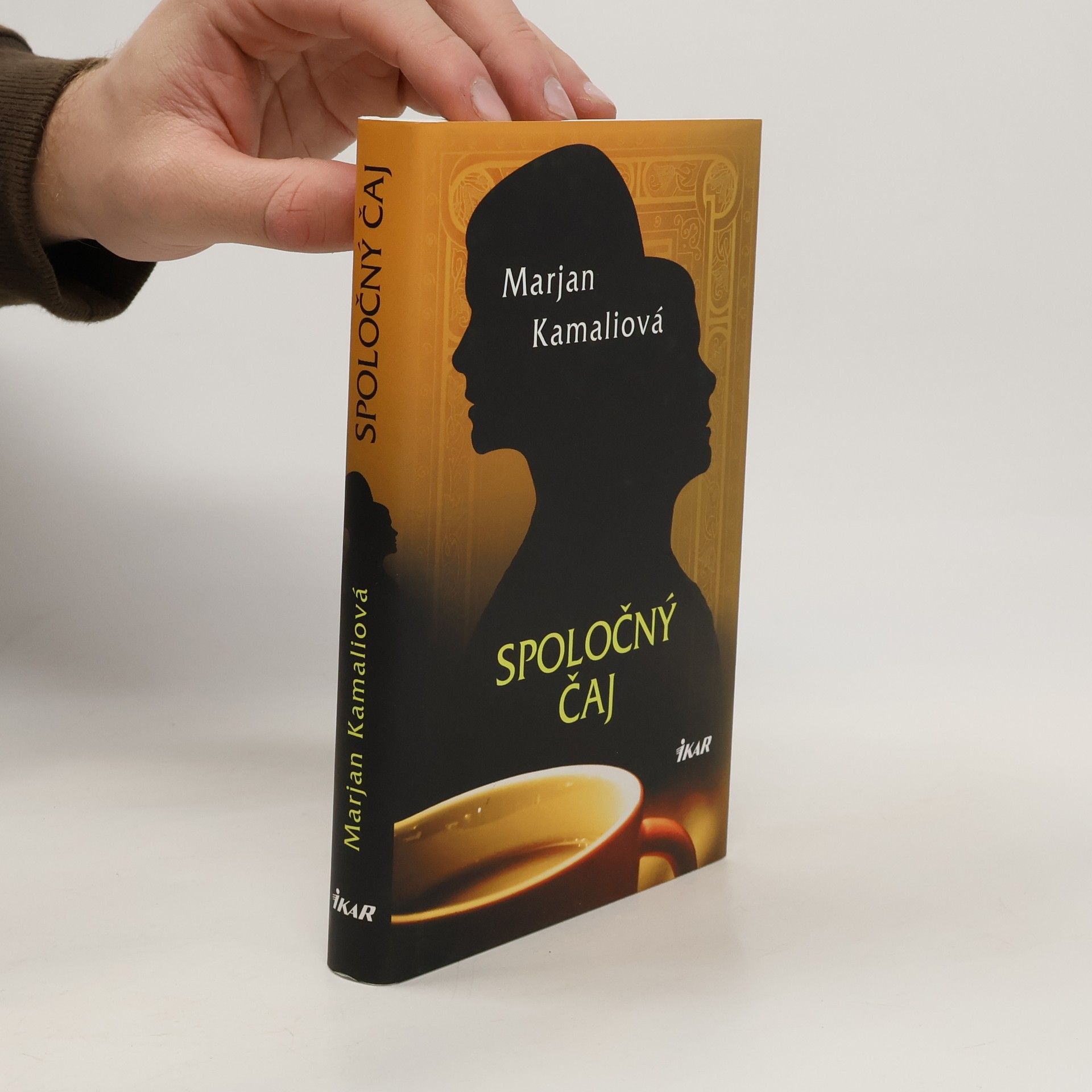 Marjan Kamali Spoločný čaj