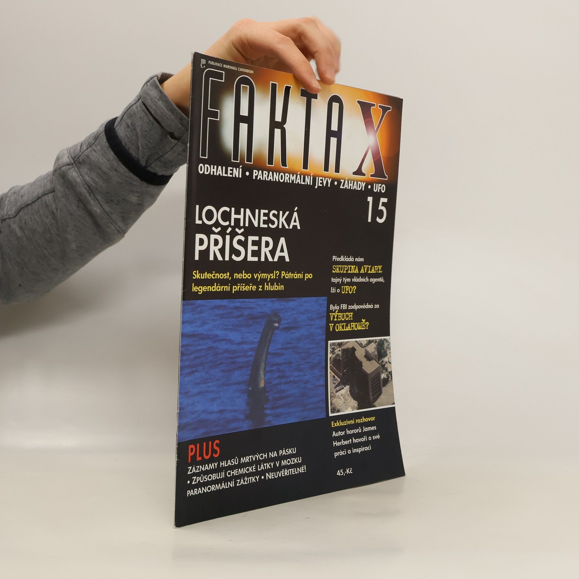 kolektiv Fakta X 15