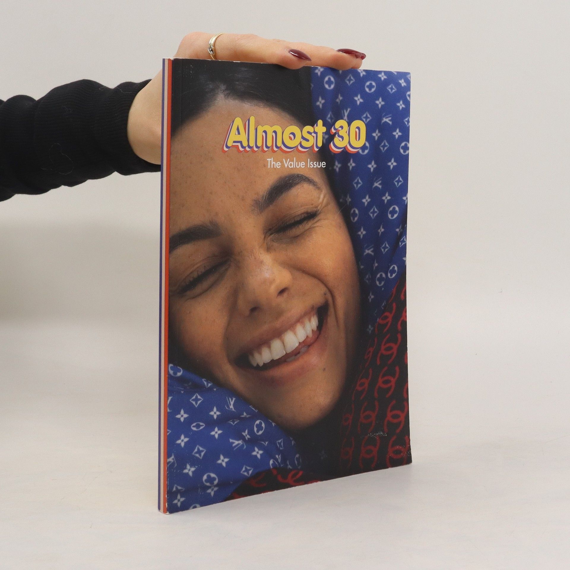 kolektiv Almost 30