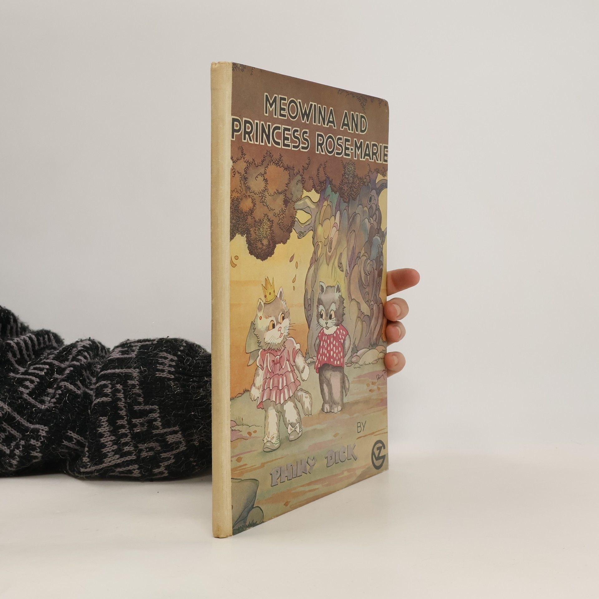 Meowina and Princess Rose-Marie