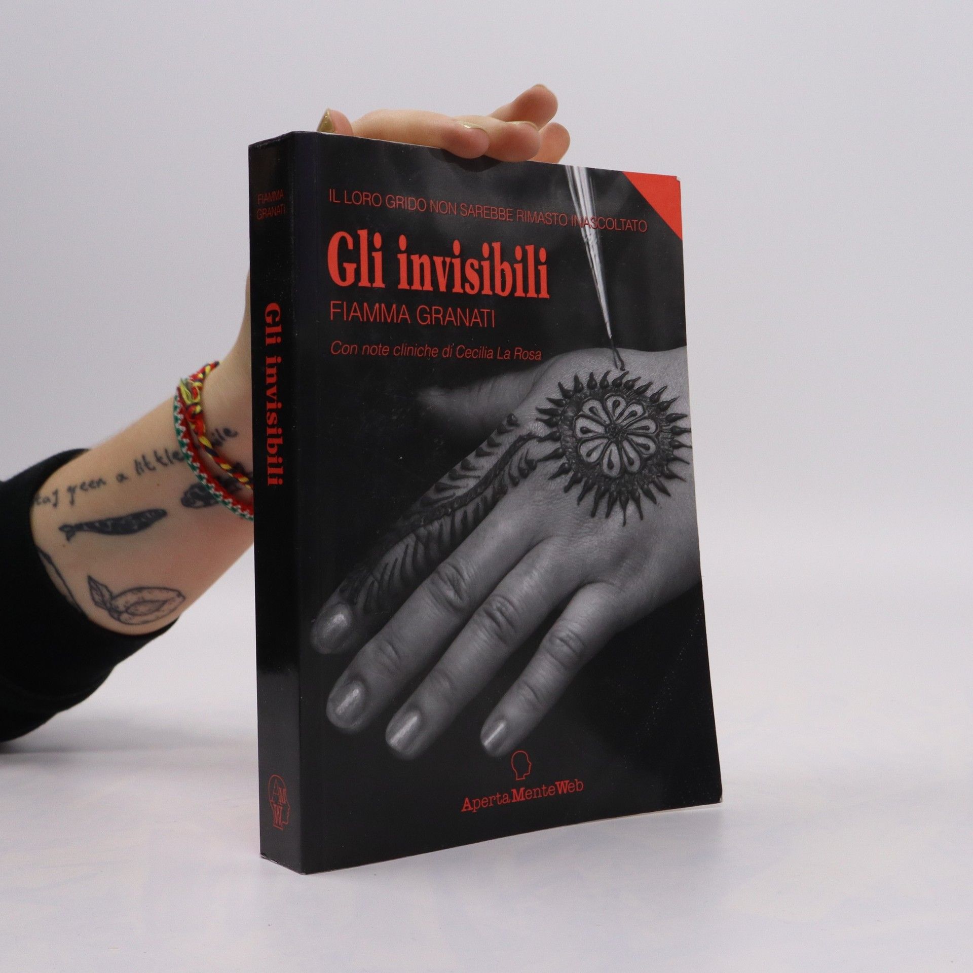 Fiamma Granati Gli invisibili
