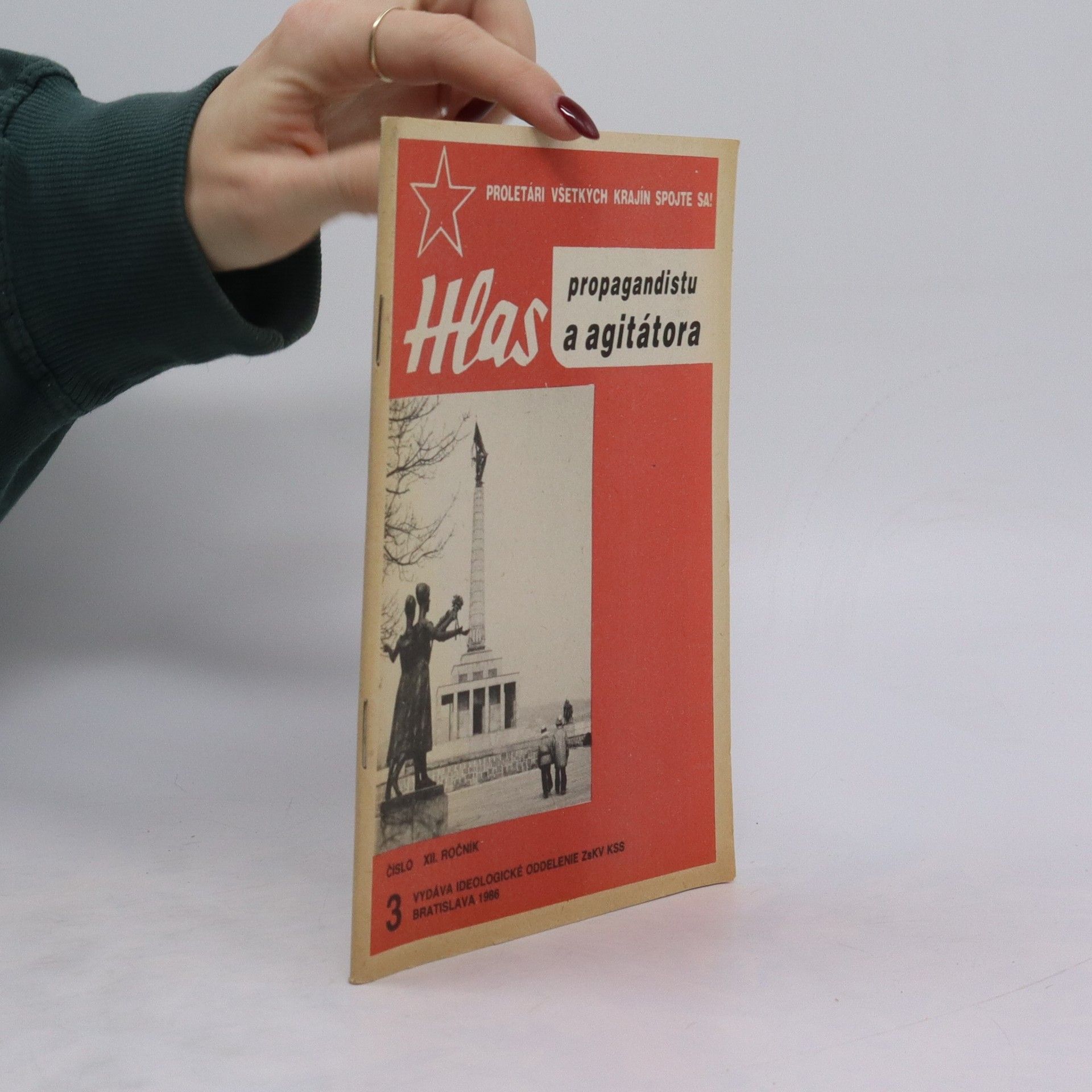 Autorenkollektiv Hlas propagandistu a agitátora 1986/3