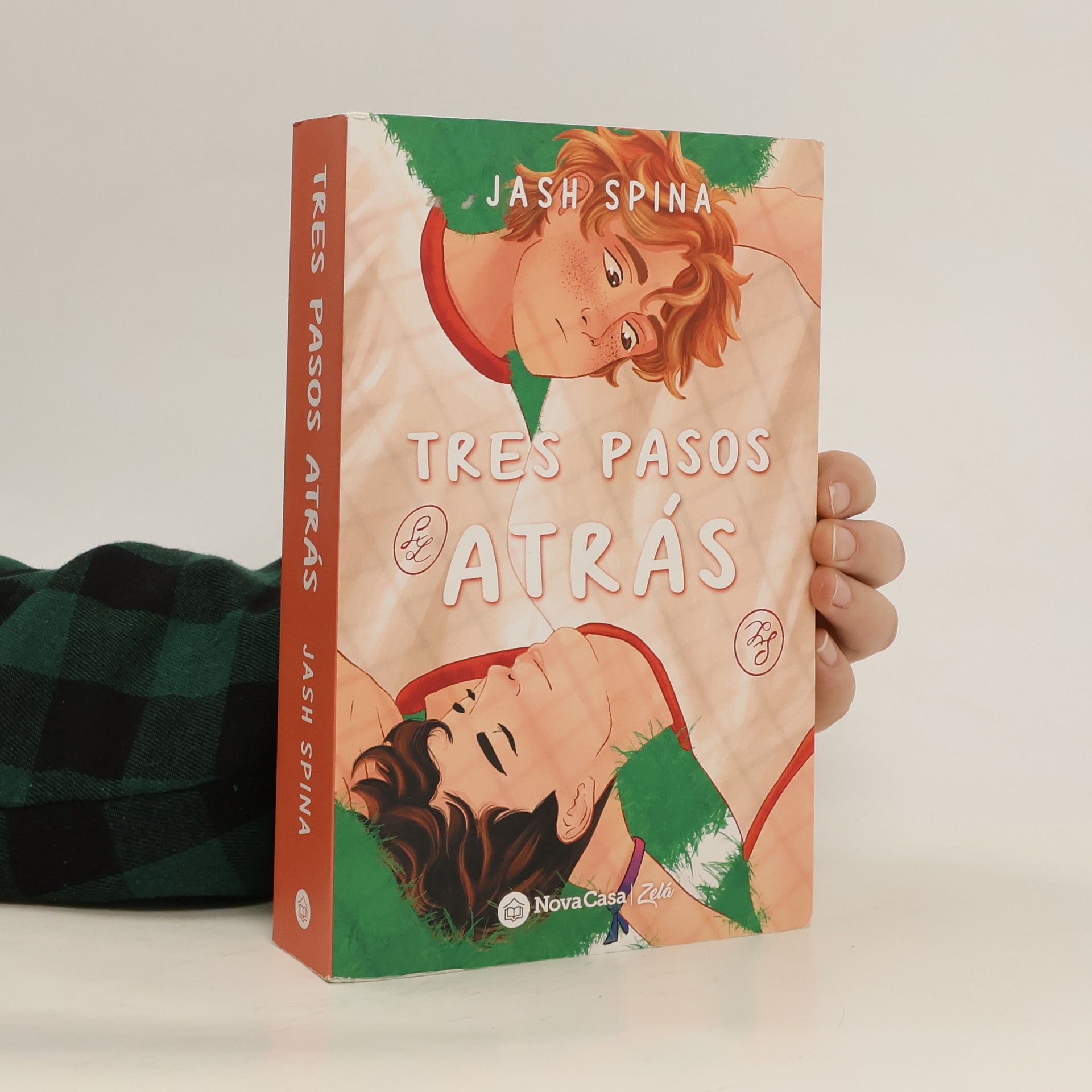 Jash Spina Tres pasos atrás