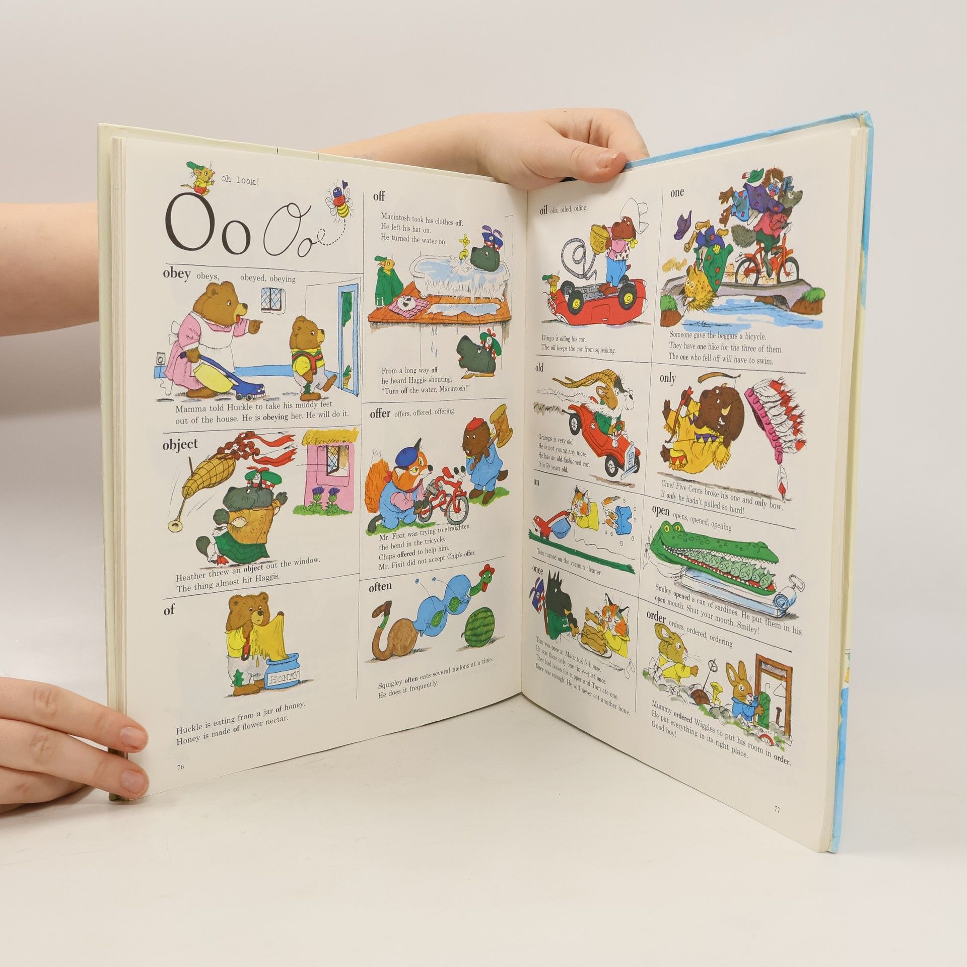 Richard Scarry Storybook Dictionary
