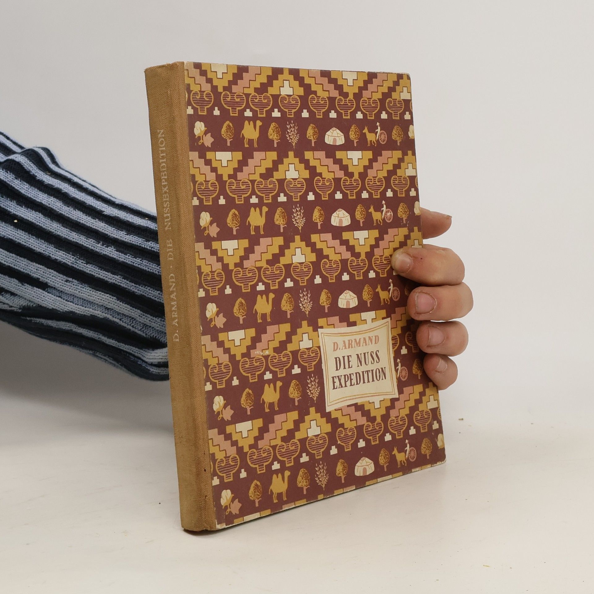 D. Armand Die Nuss Expedition