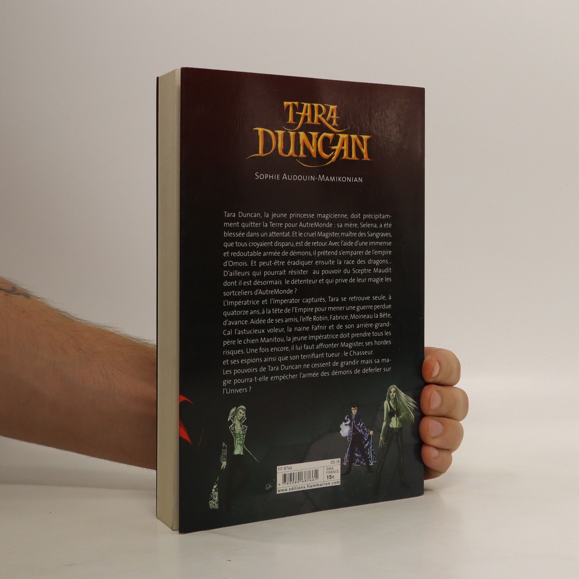 Sophie Audouin-Mamikonian Tara Duncan. Le sceptre maudit
