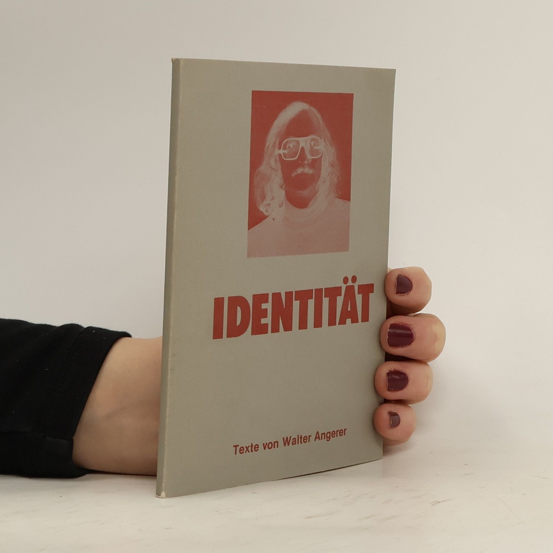 Walter Angerer Identität