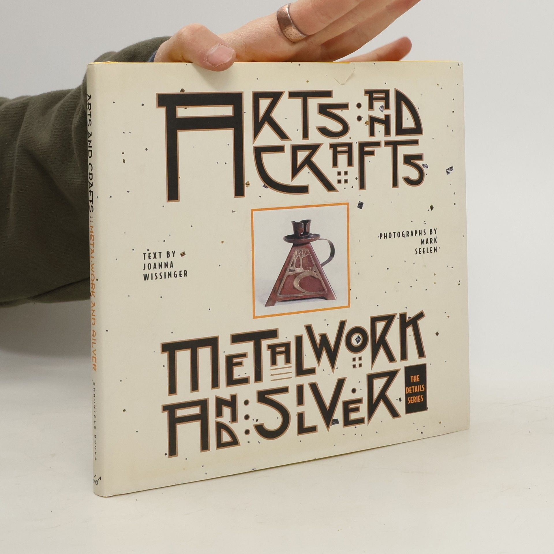 AA.VV. Arts and Crafts