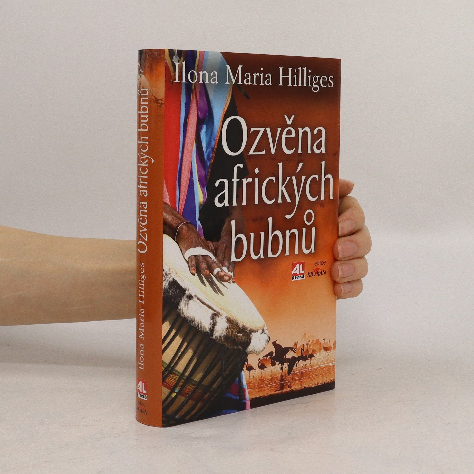 Ilona Maria Hilliges Ozvěna afrických bubnů