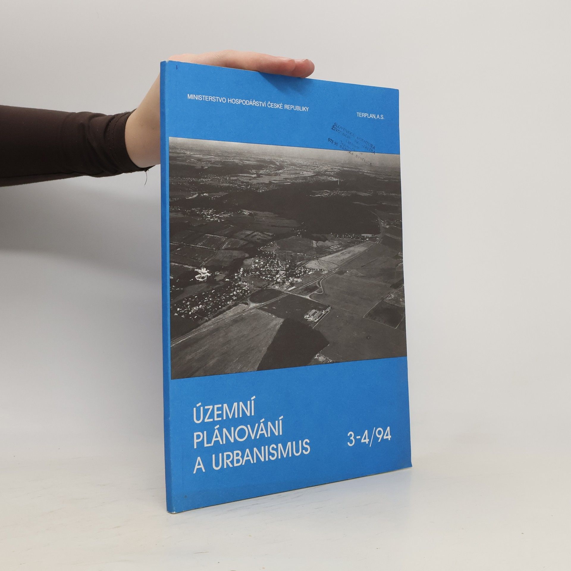 Auteurscollectief Územní plánování a urbanismus 3-4/94