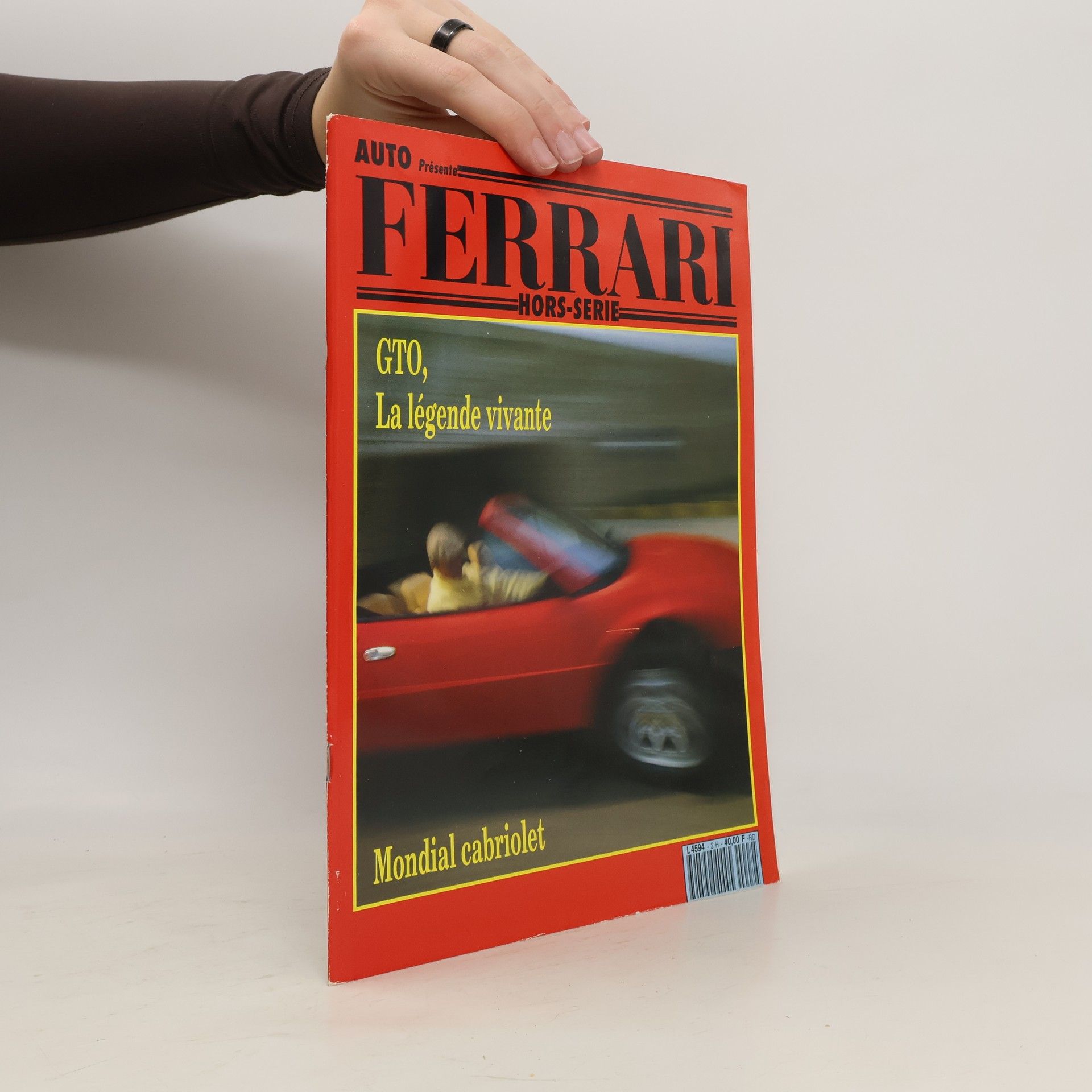 Collectif d'auteurs Auto Présente Ferrari. Hors-serie