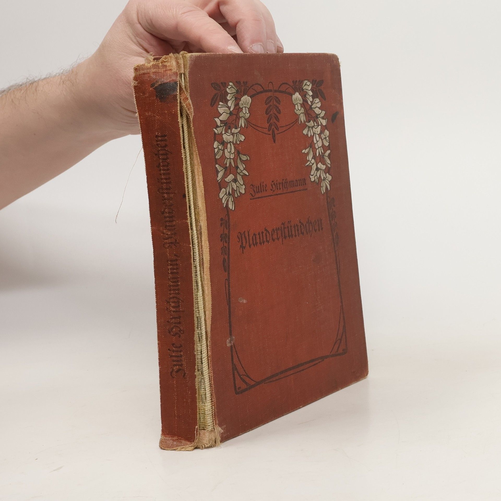 Julie Hirschmann Plauderſtündchen