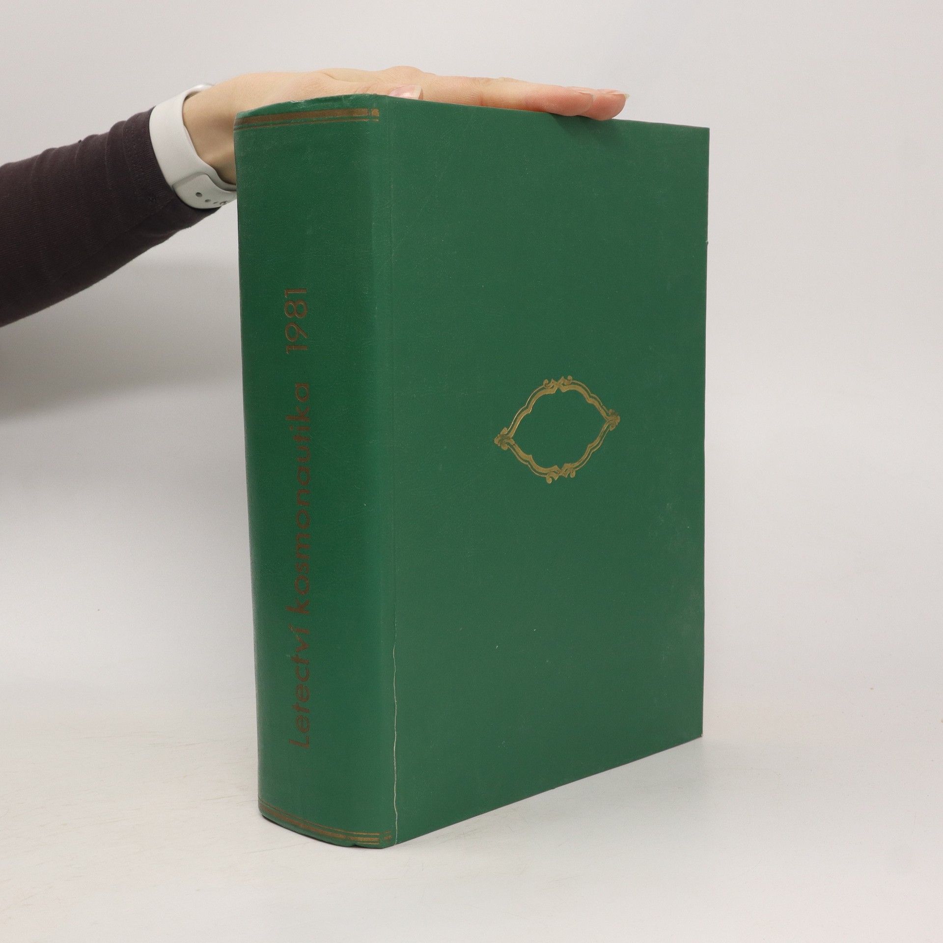 Kolektiv autorů Letectví kosmonautika 1981