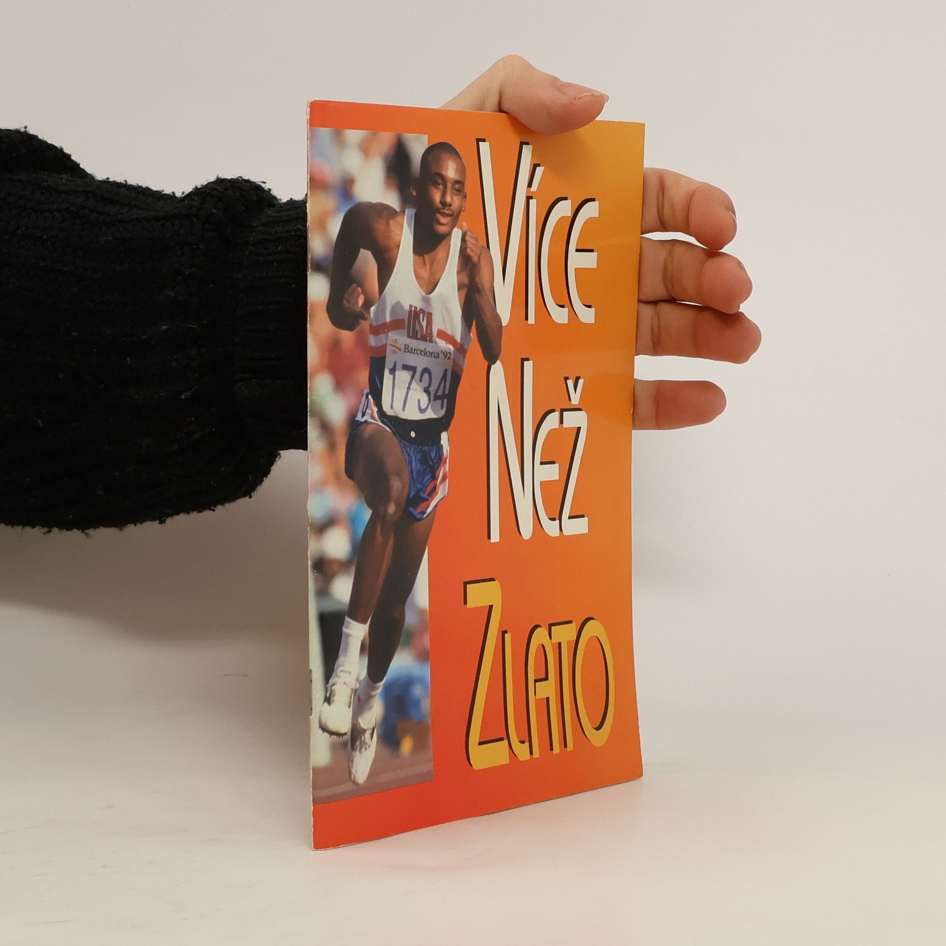 AA.VV. Více než zlato