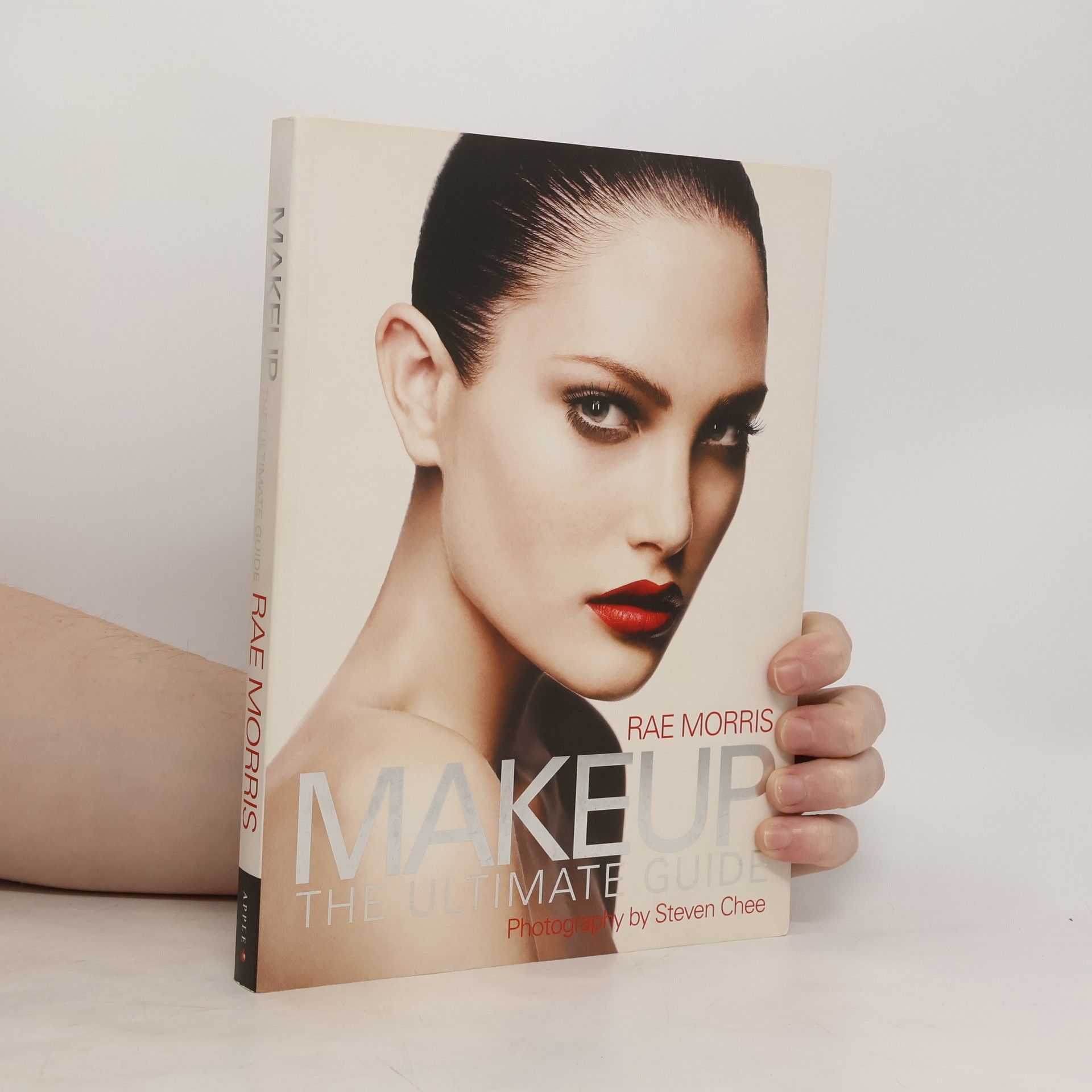 Rae Morris Makeup: the ultimate guide
