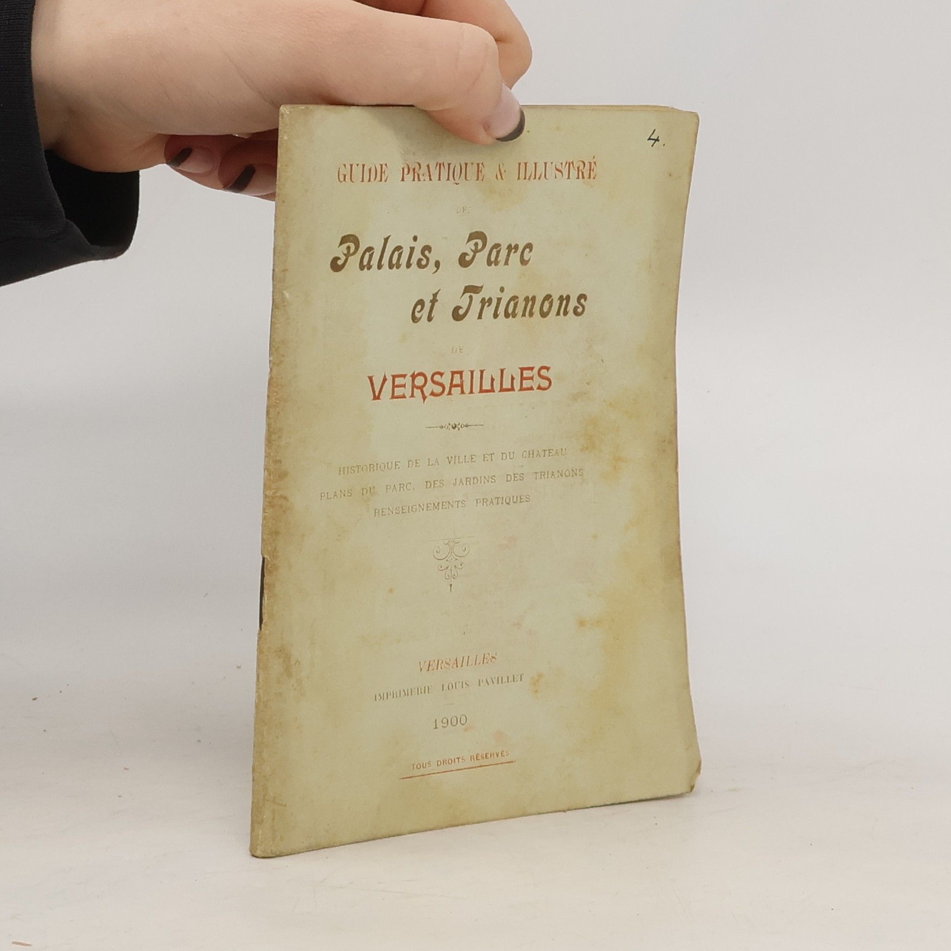 Auteurscollectief Guide pratique & Illustré des Palais, Parc et Trianons de Versailles