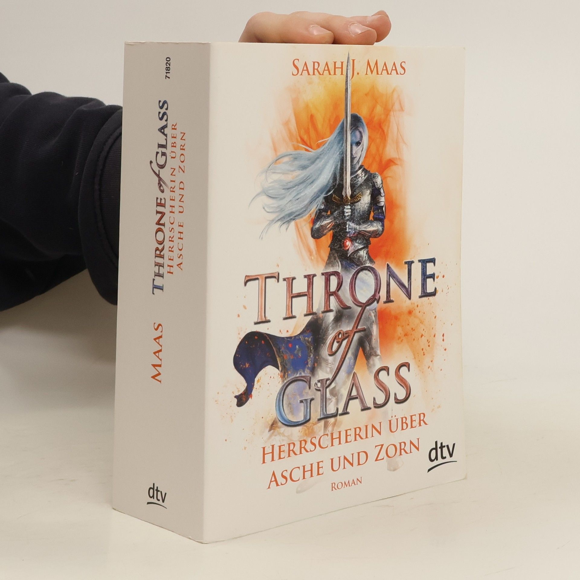 Sarah J. Maas Herrscherin über Asche und Zorn