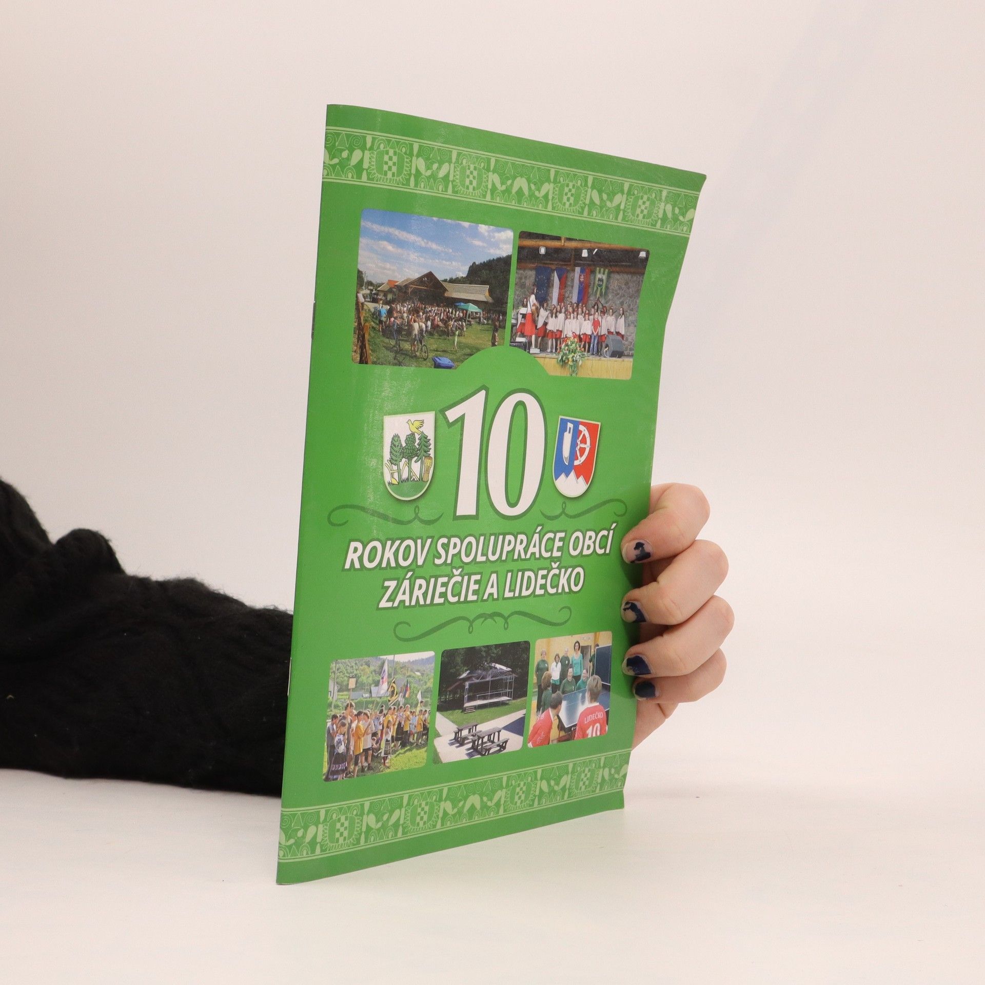 kolektiv 10 rokov spolupráce obcí Záriečie a Lidečko