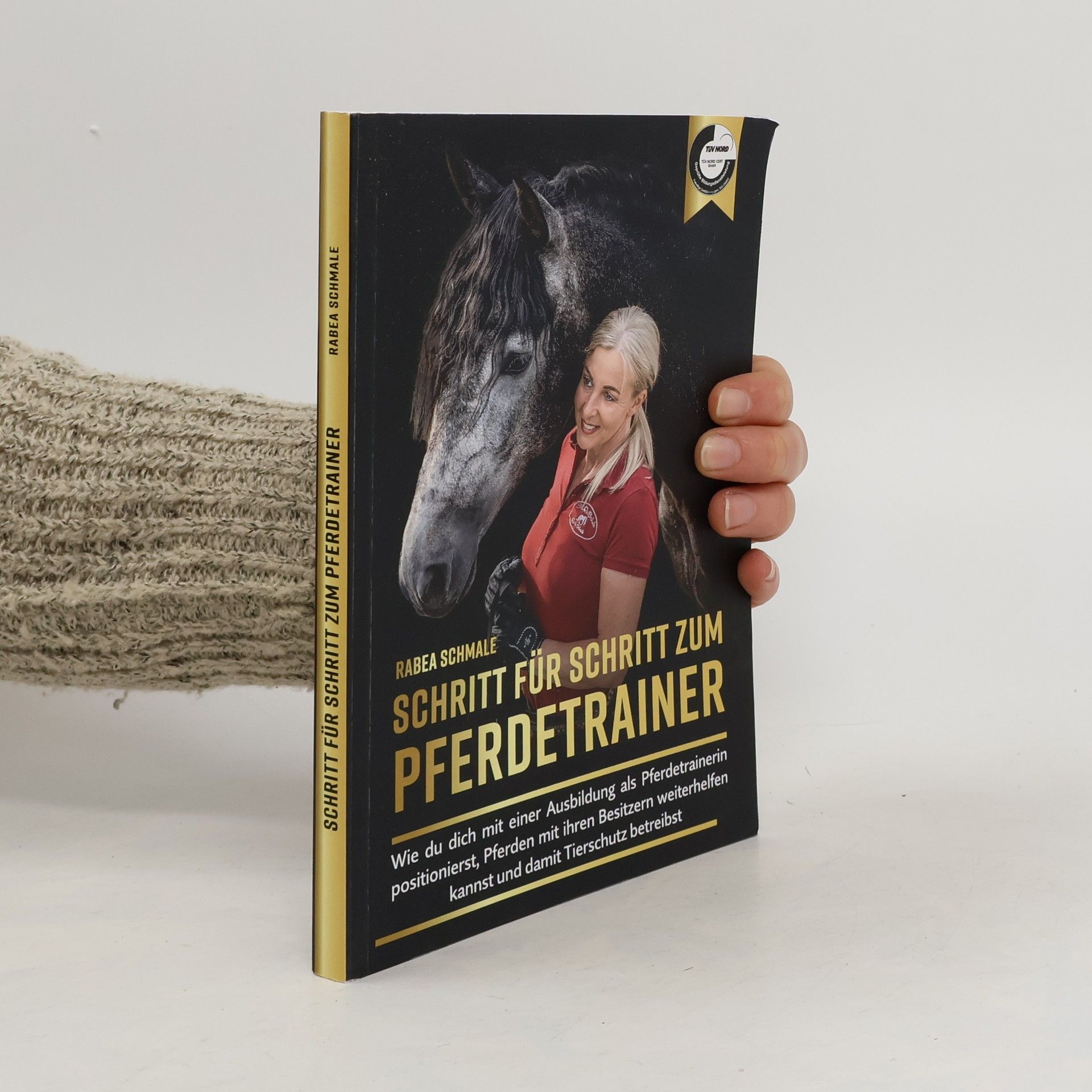Rabea Schmale Schritt für Schritt zum Pferdetrainer