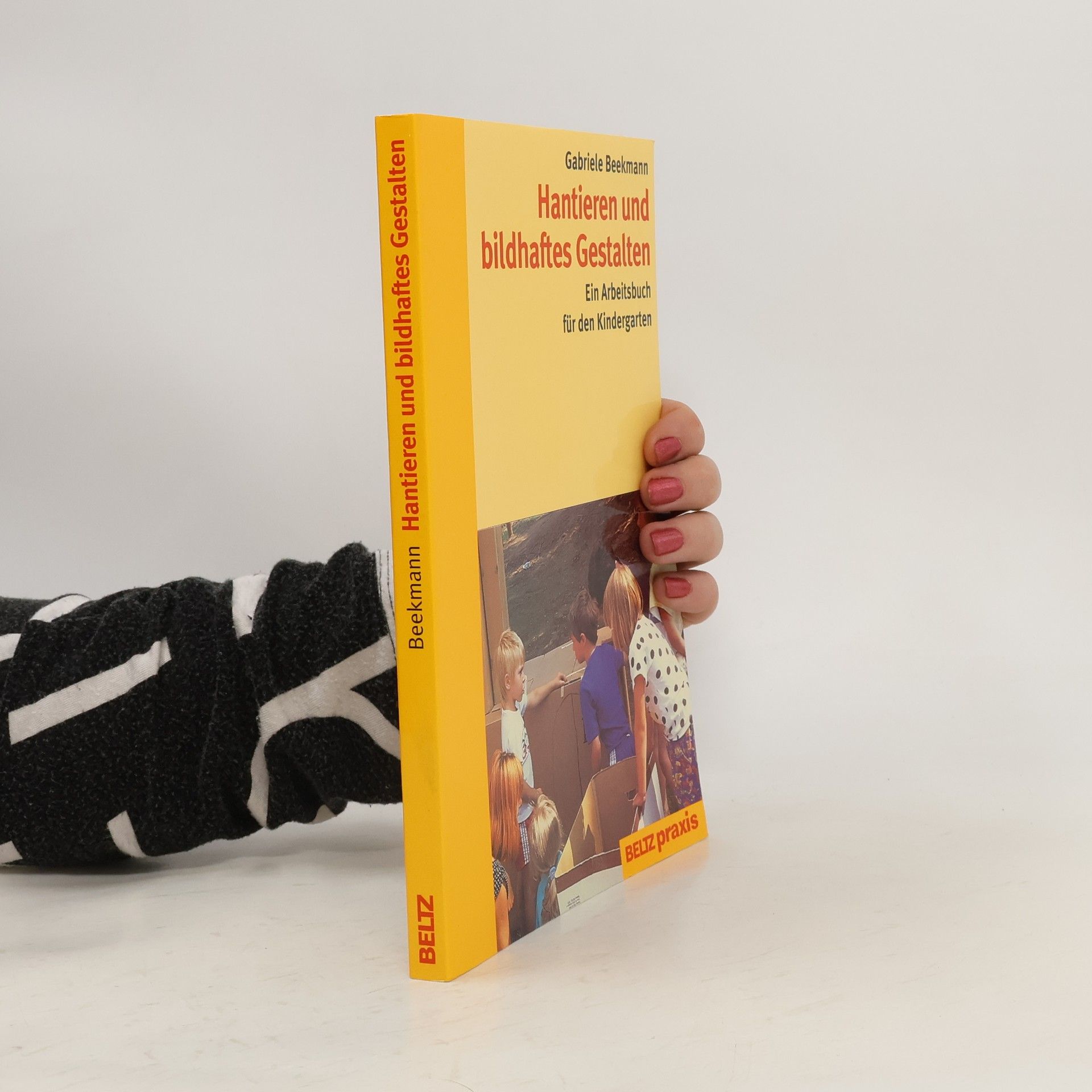 Gabriele Beekmann Hantieren und bildhaftes Gestalten