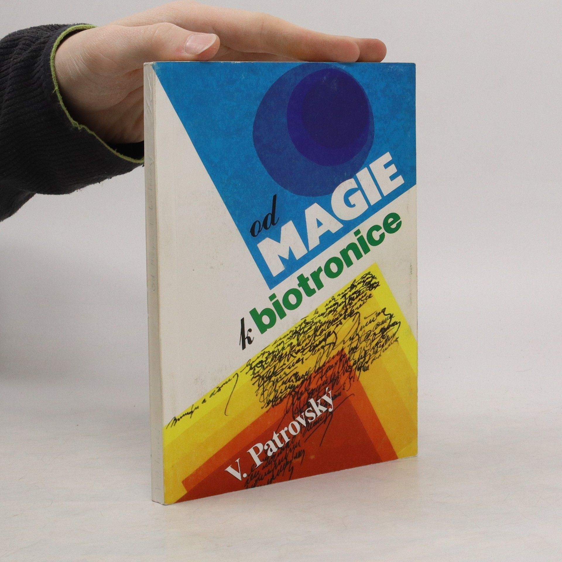 Od magie k biotronice