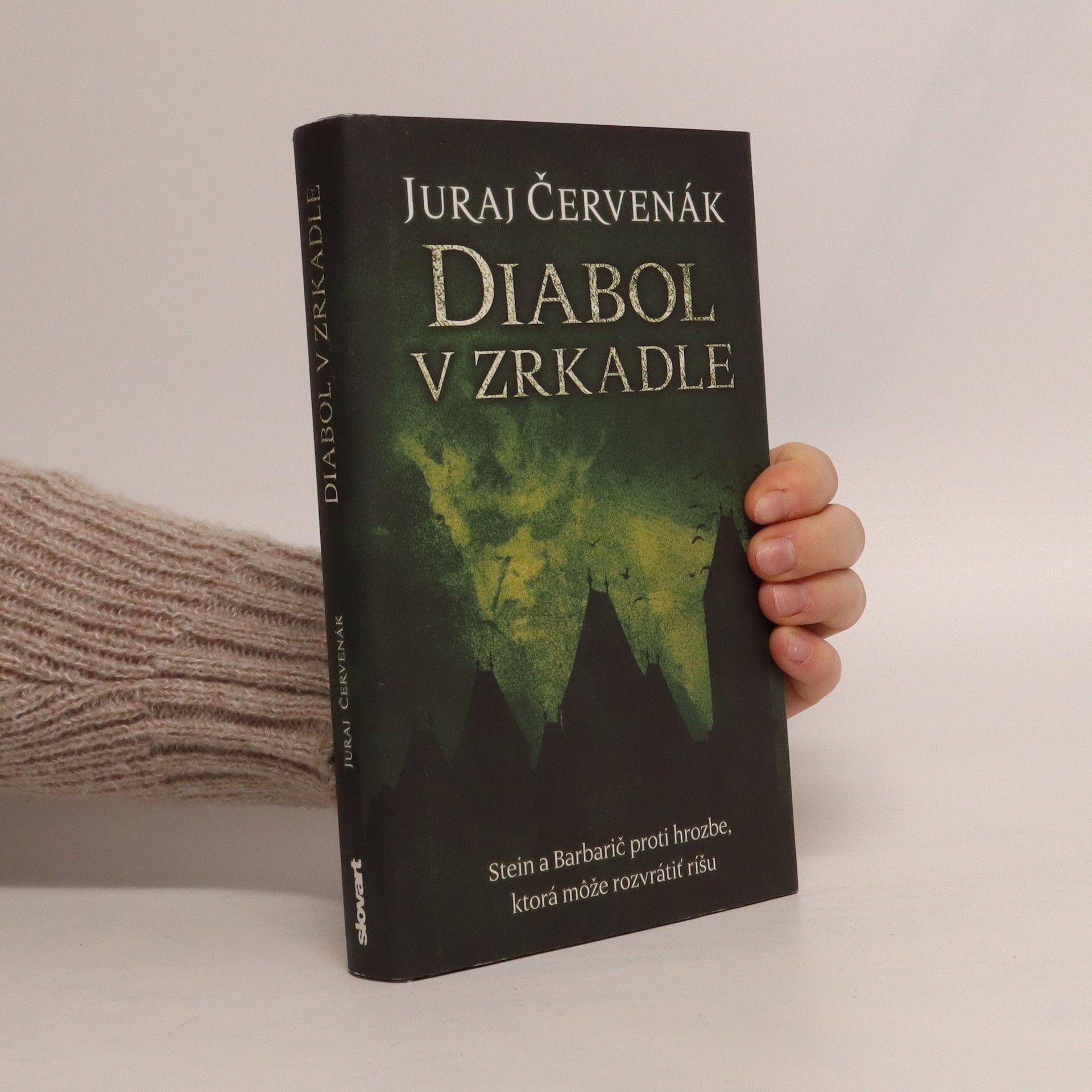 Juraj Červenák Diabol v zrkadle