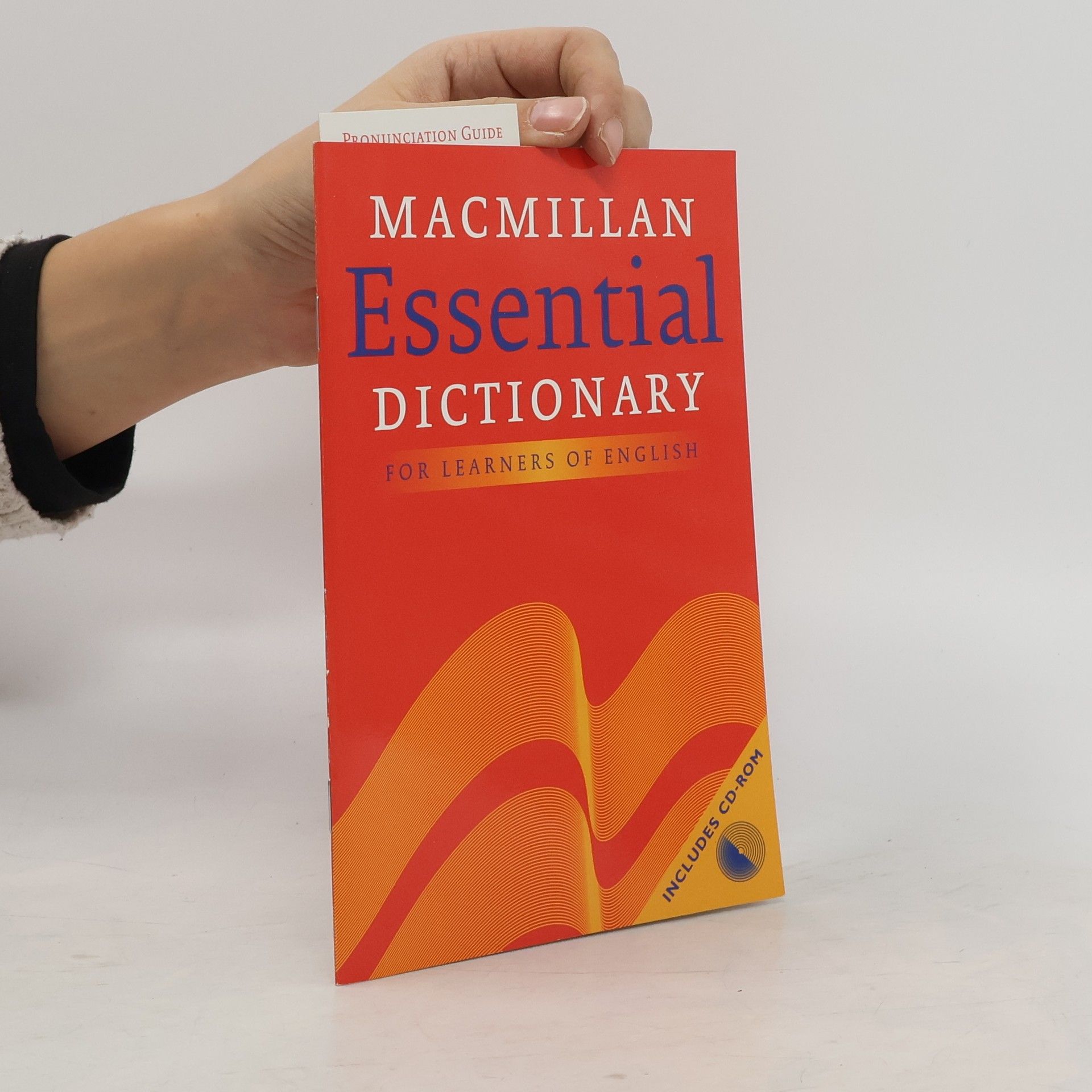 Collectif d'auteurs Macmillan Essential Dictionary