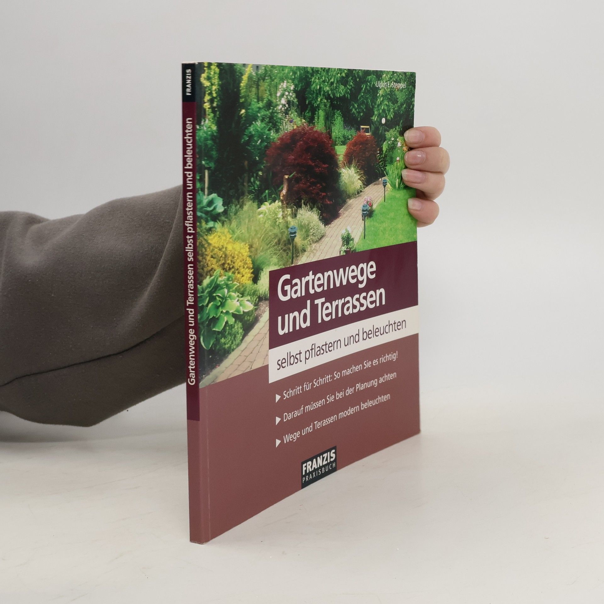 Autorenkollektiv Gartenwege und Terrassen