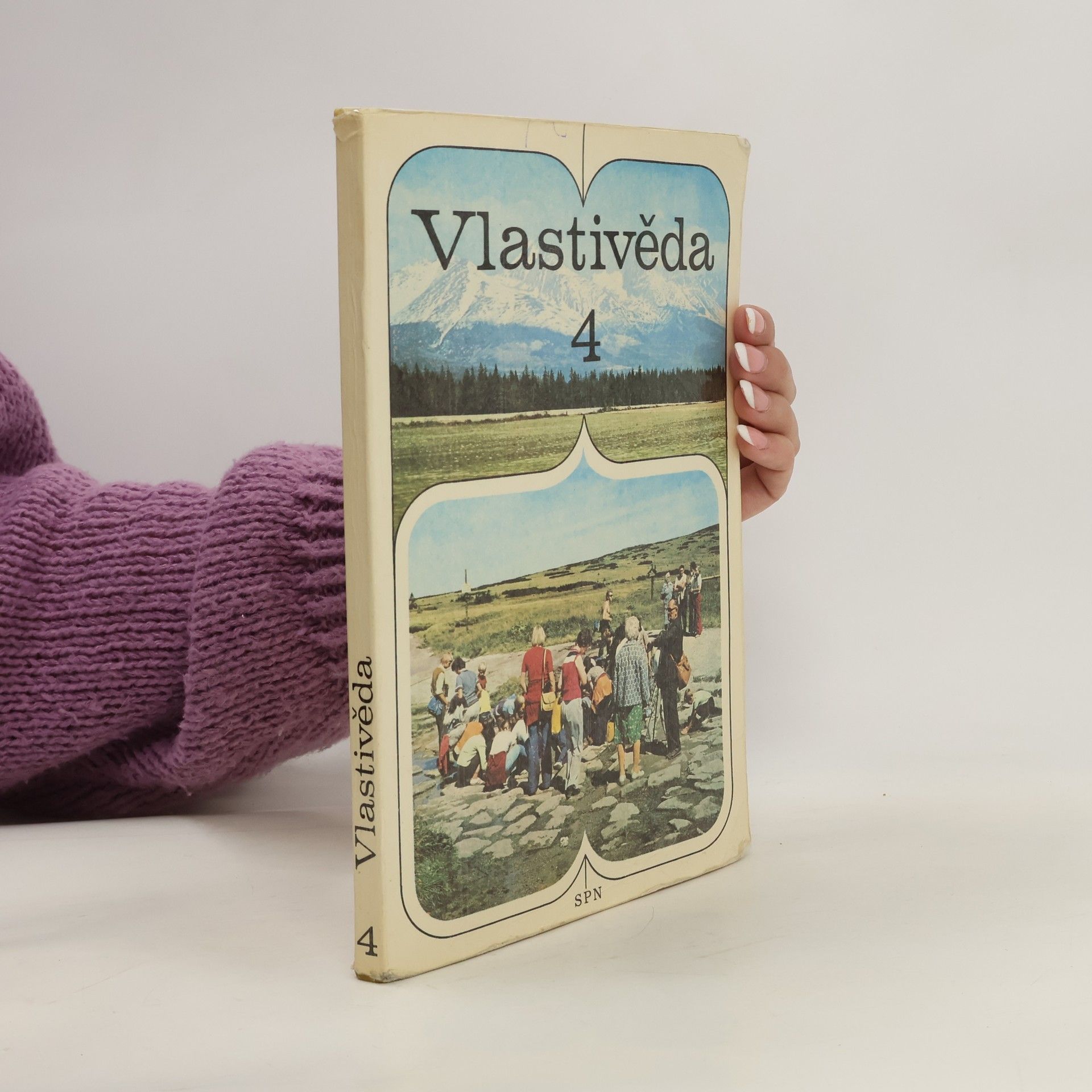 Collectif d'auteurs Vlastivěda 4