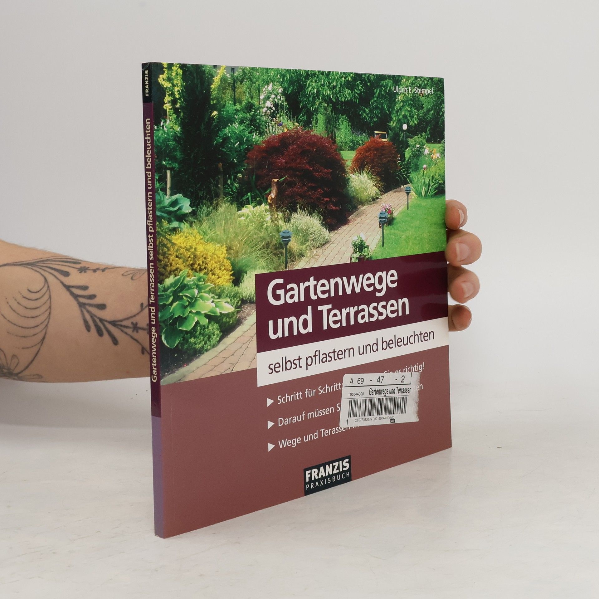Autorenkollektiv Gartenwege und Terrassen