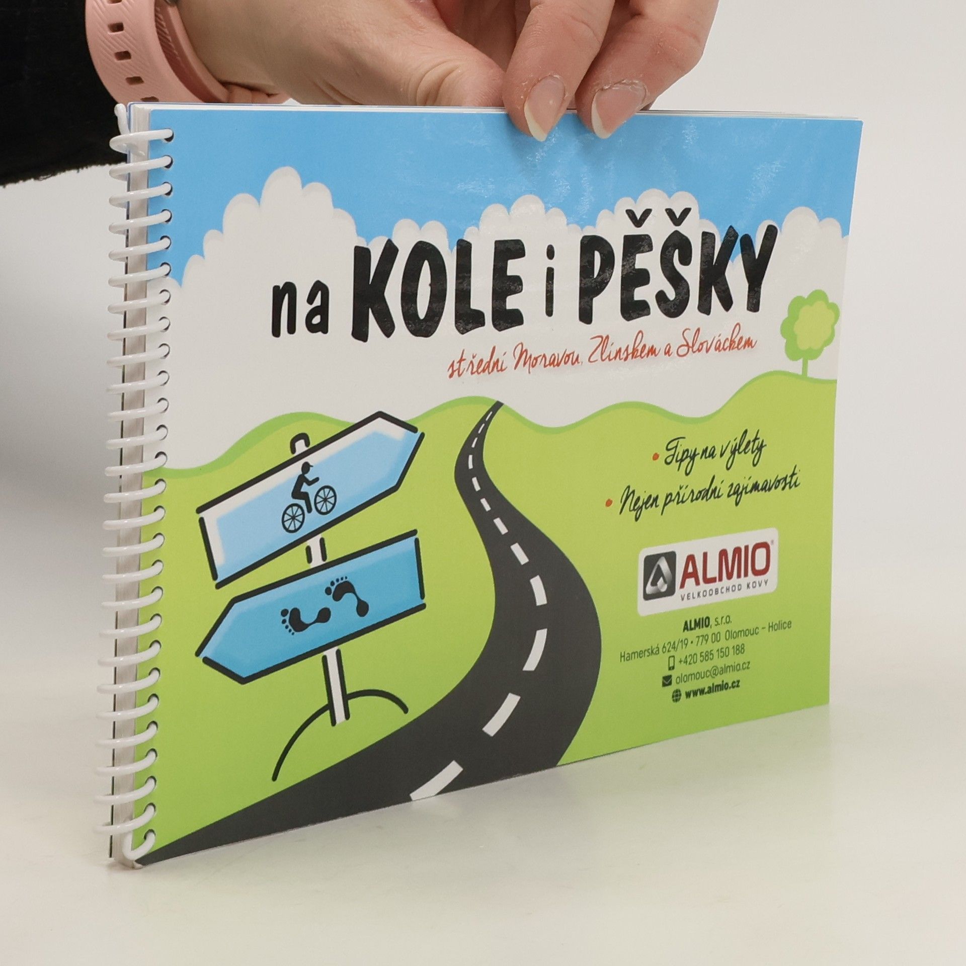 AA.VV. Na kole i pěšky střední Moravou, Zlínskem a Slováckem