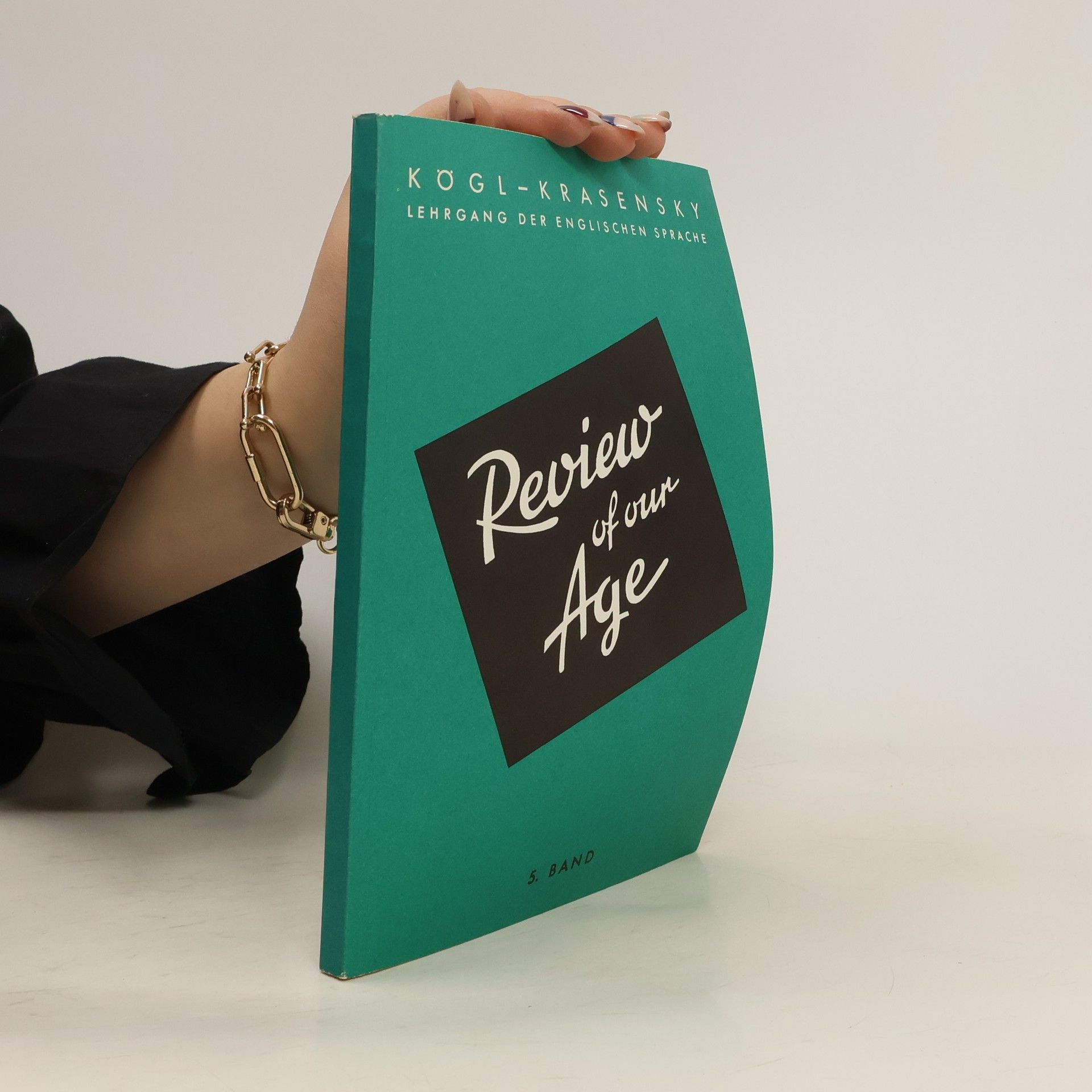 Autorenkollektiv Review of our Age