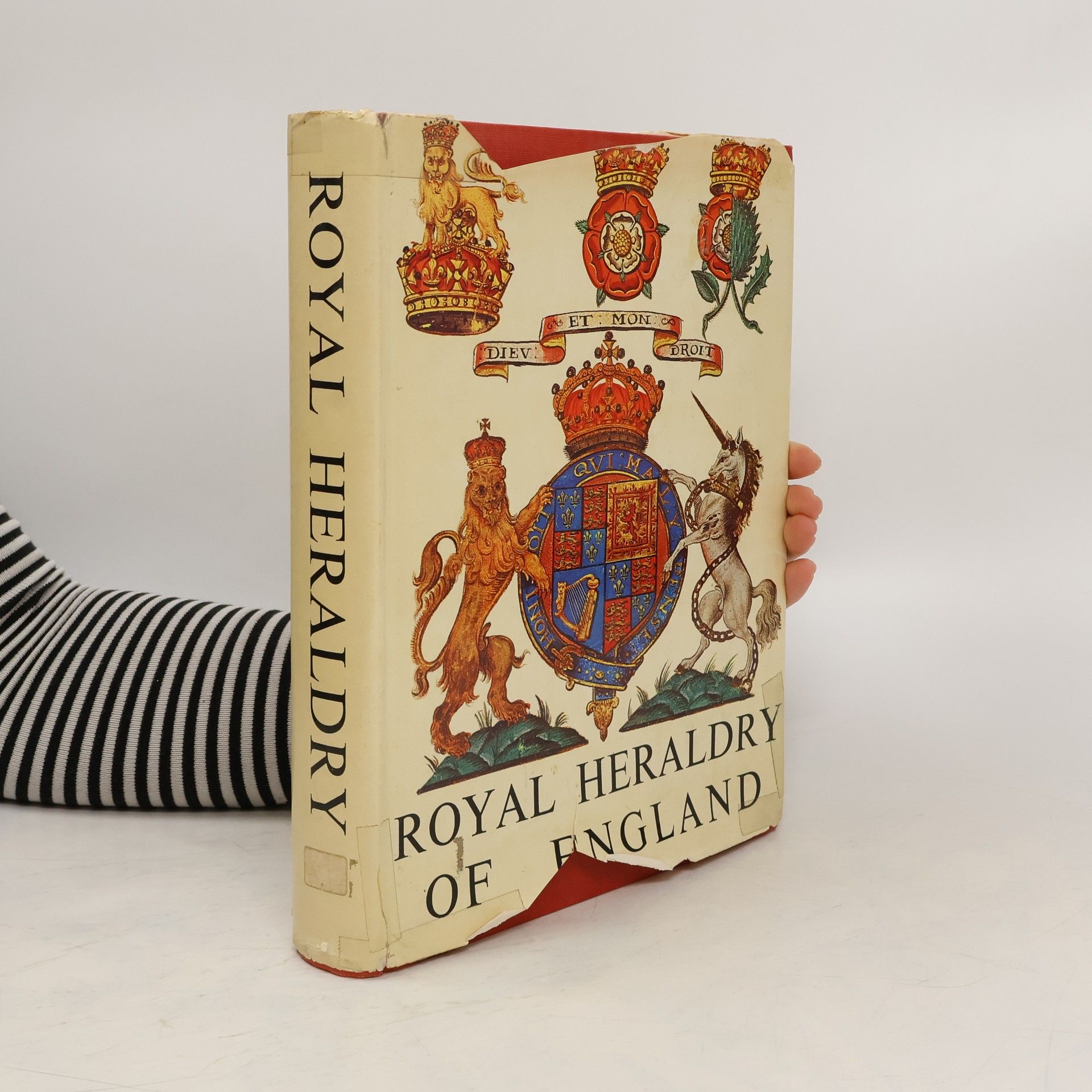 Collectif d'auteurs Royal Heraldry of England