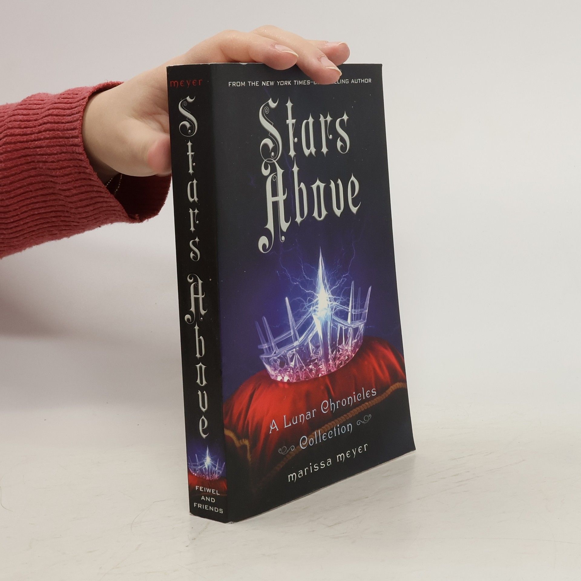 Marissa Meyer Stars Above