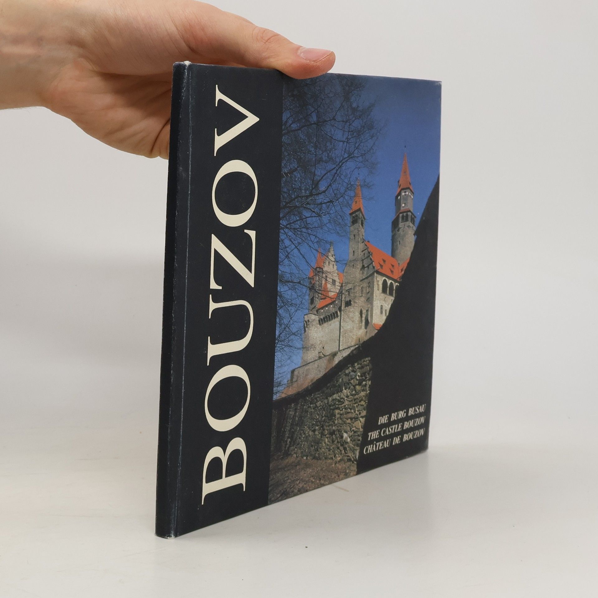 Roman Váňa Hrad Bouzov - the Château de Bouzov - castle Bouzov - Die Burg Busau