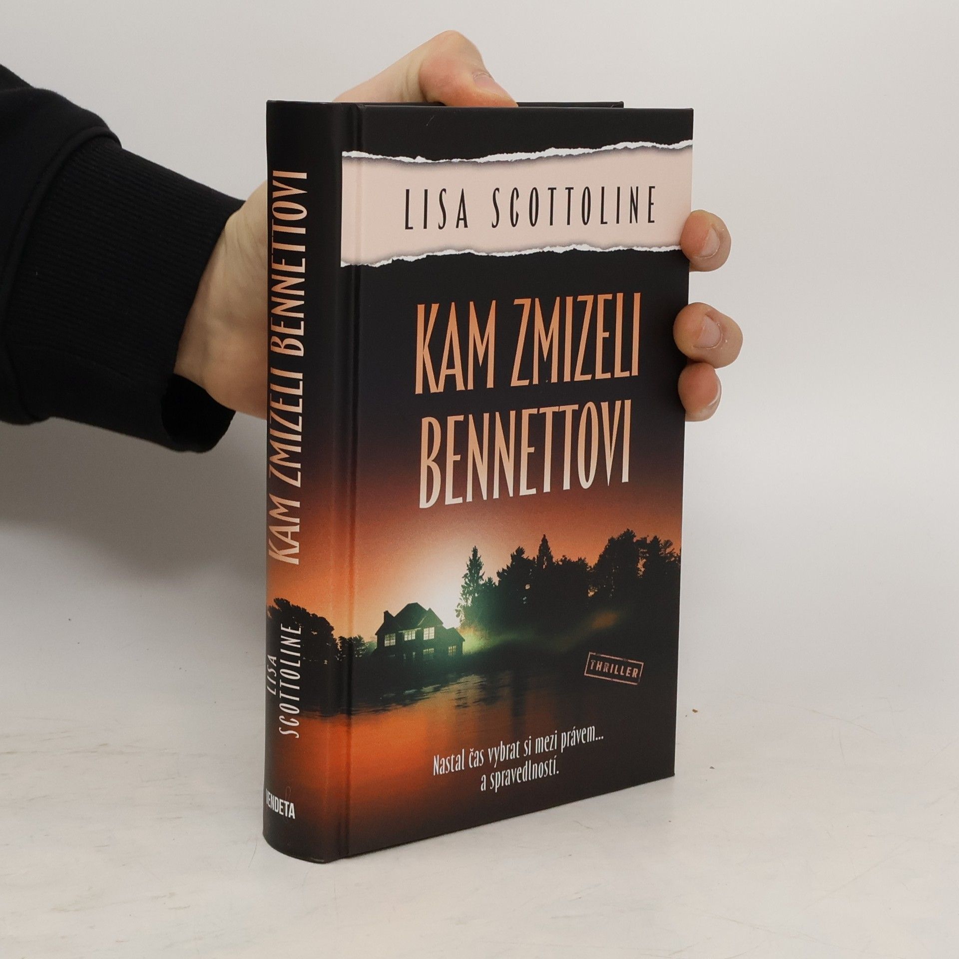 Lisa Scottoline Kam zmizeli Bennettovi