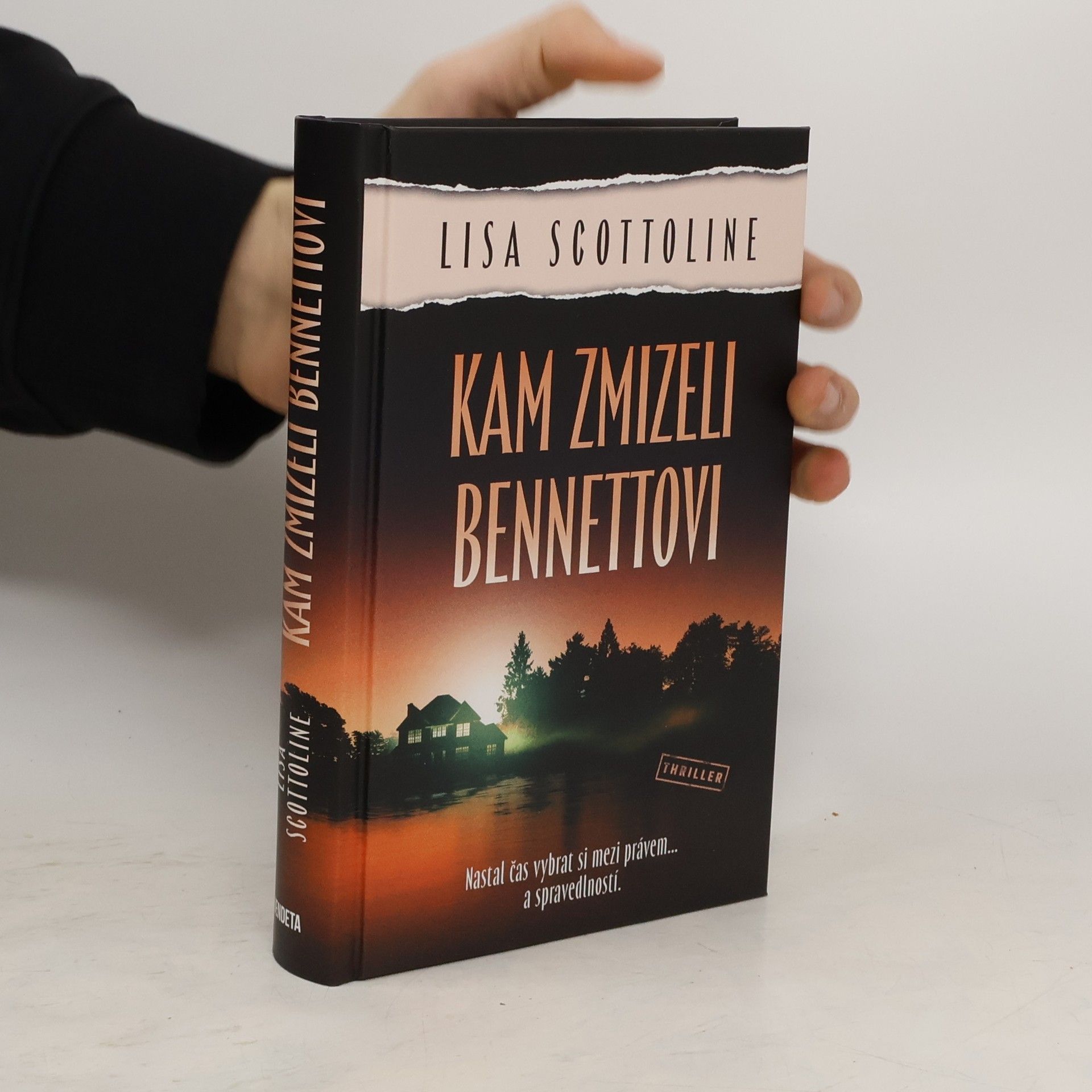 Lisa Scottoline Kam zmizeli Bennettovi