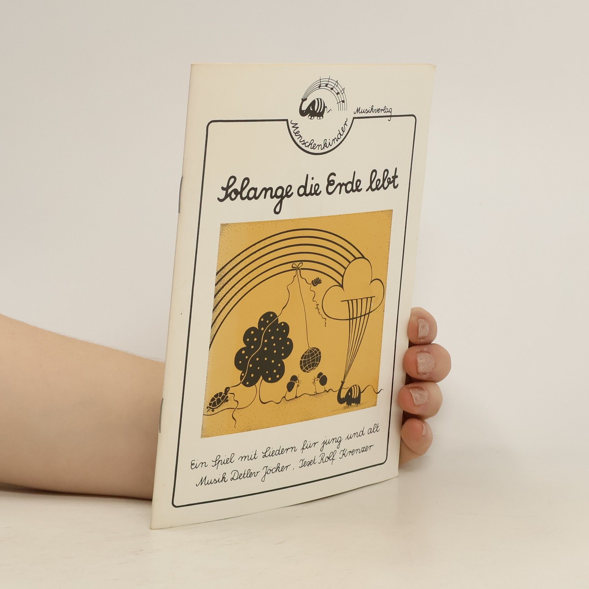 Collectif d'auteurs Solange die Erde lebt