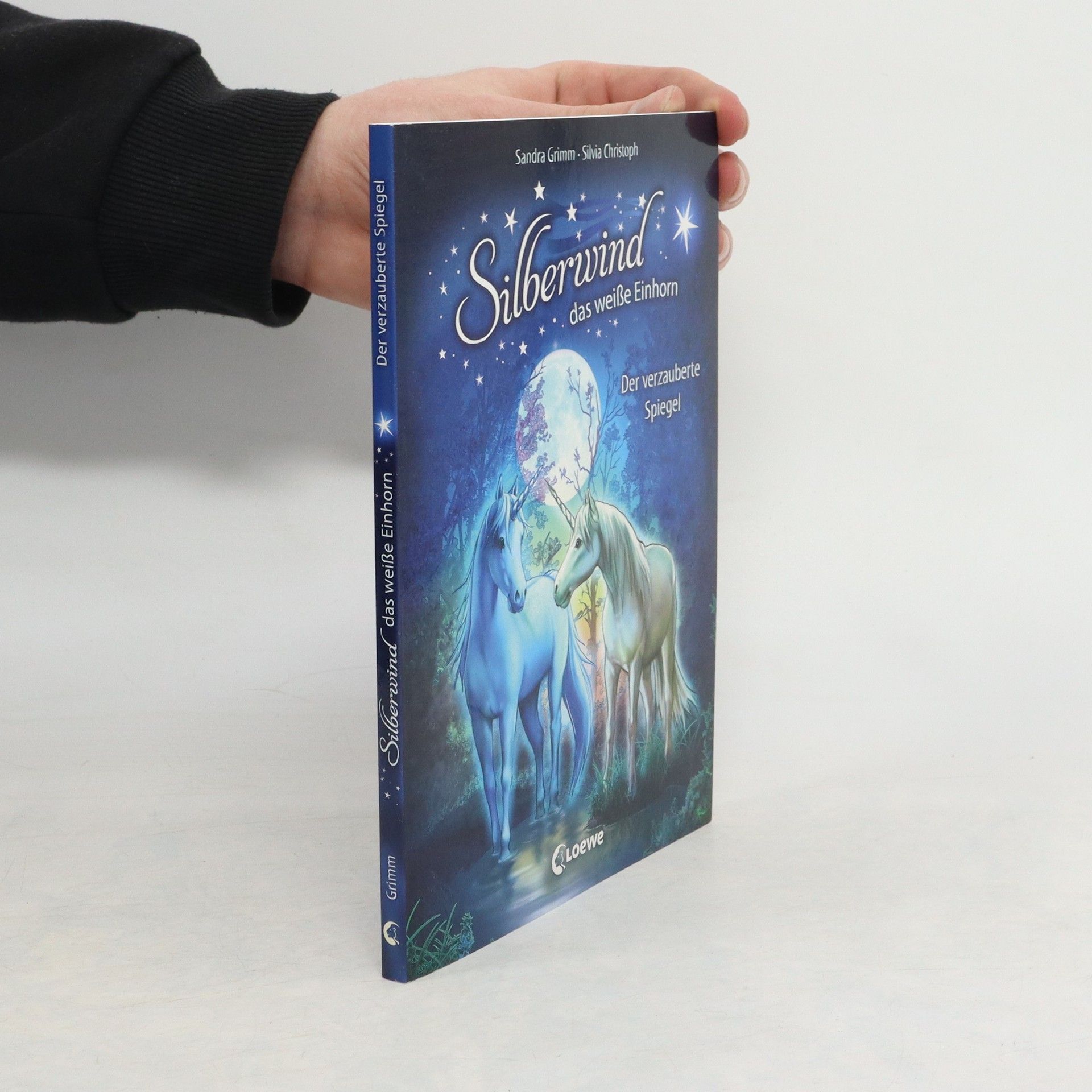 Sandra Grimm Silberwind, das weiße Einhorn (Band 1) - Der verzauberte Spiegel.  (Band 2) - Der magische Feuerberg