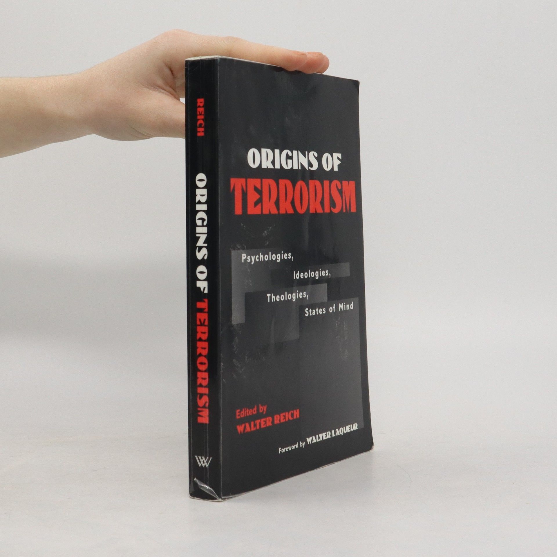 Collectif d'auteurs Origins of Terrorism