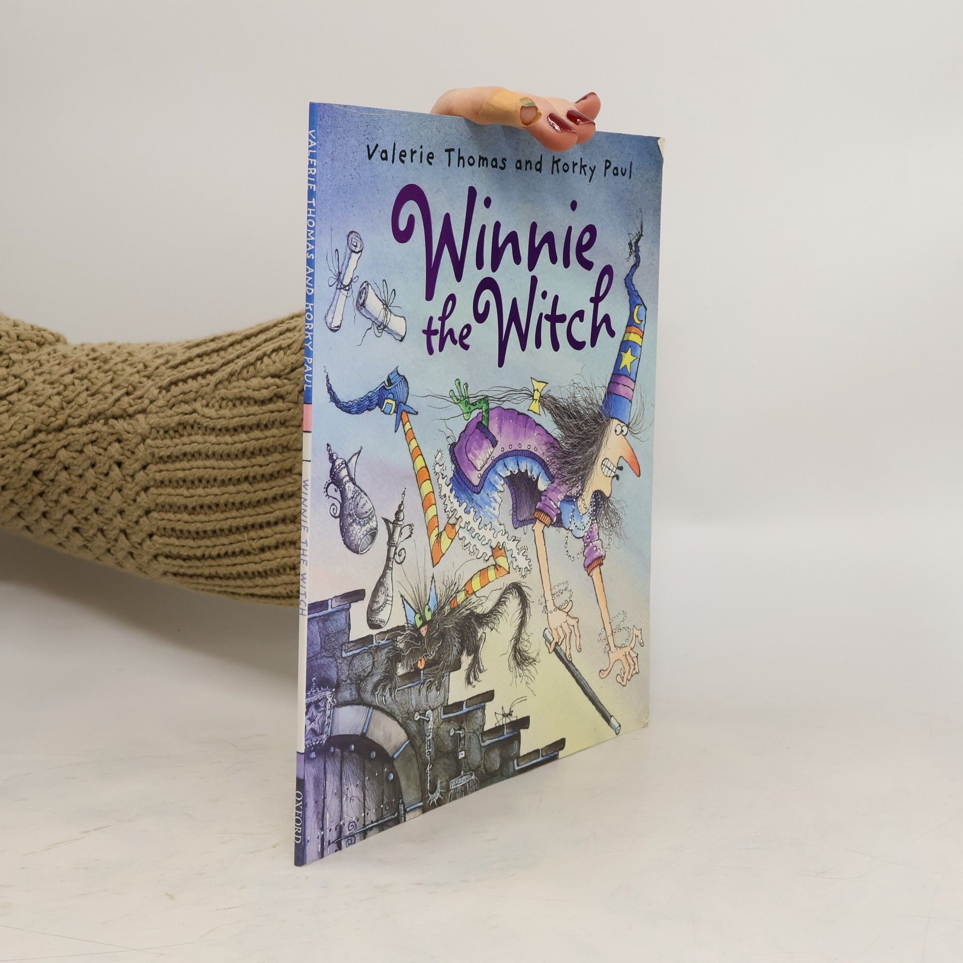 Valérie Thomas Winnie the Witch