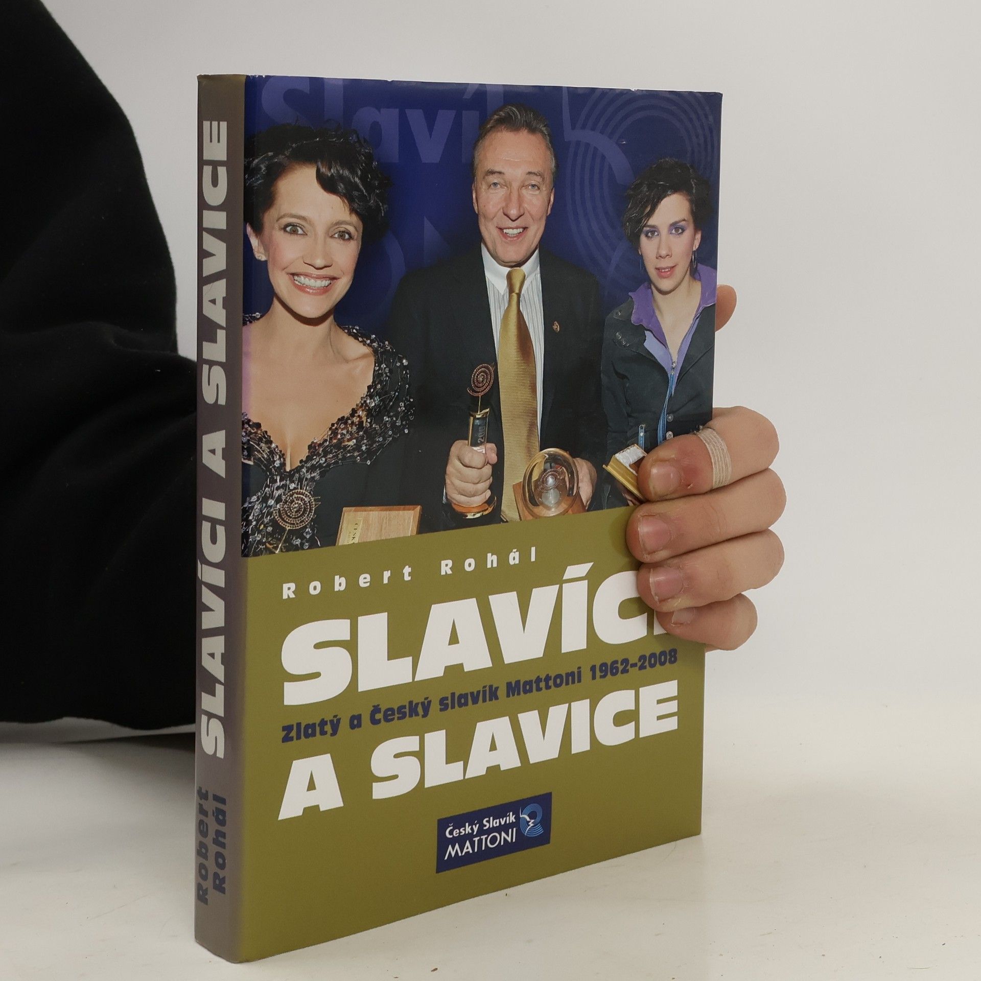 Robert Rohál Slavíci a slavice
