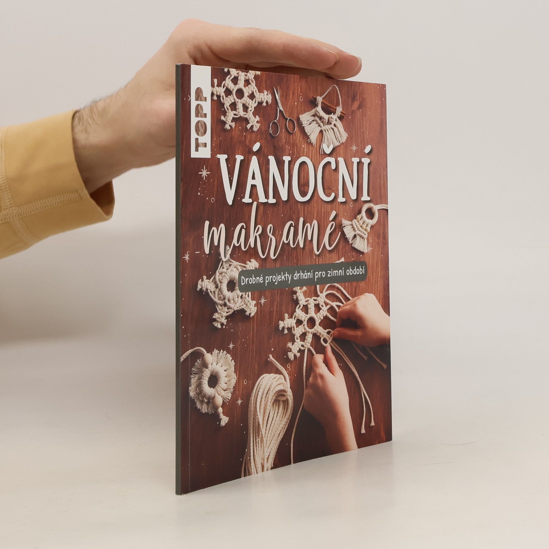 Josephine Kirsch Vánocní makramé