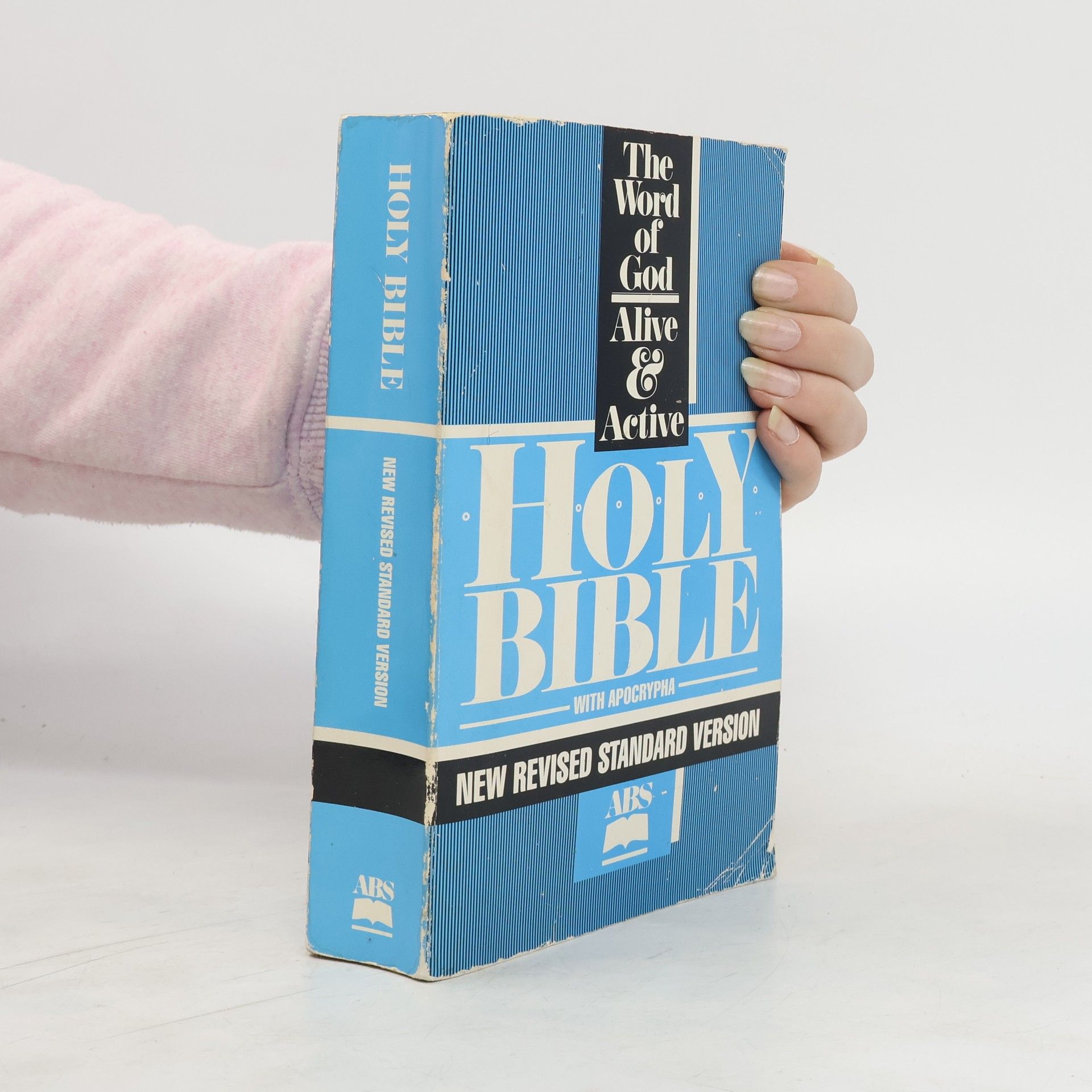 AA.VV. Holy Bible. New Revised Standard Version