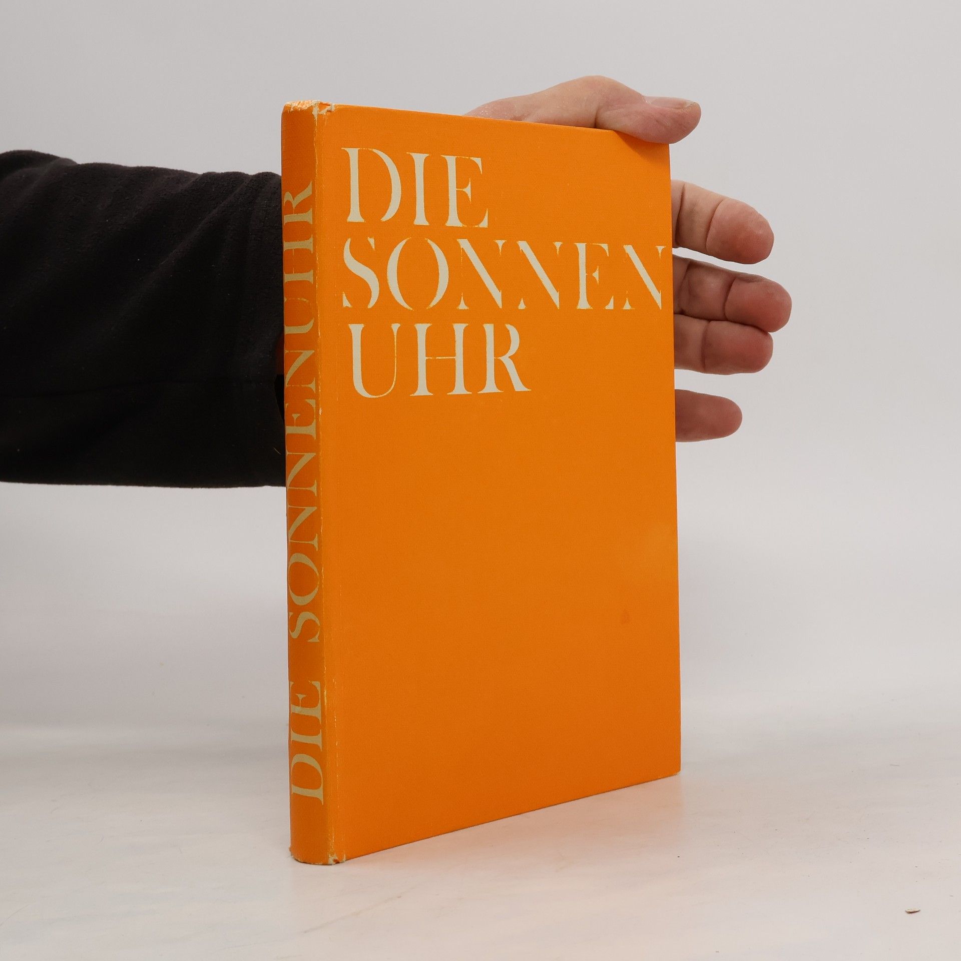 Collectif d'auteurs Die Sonnenuhr