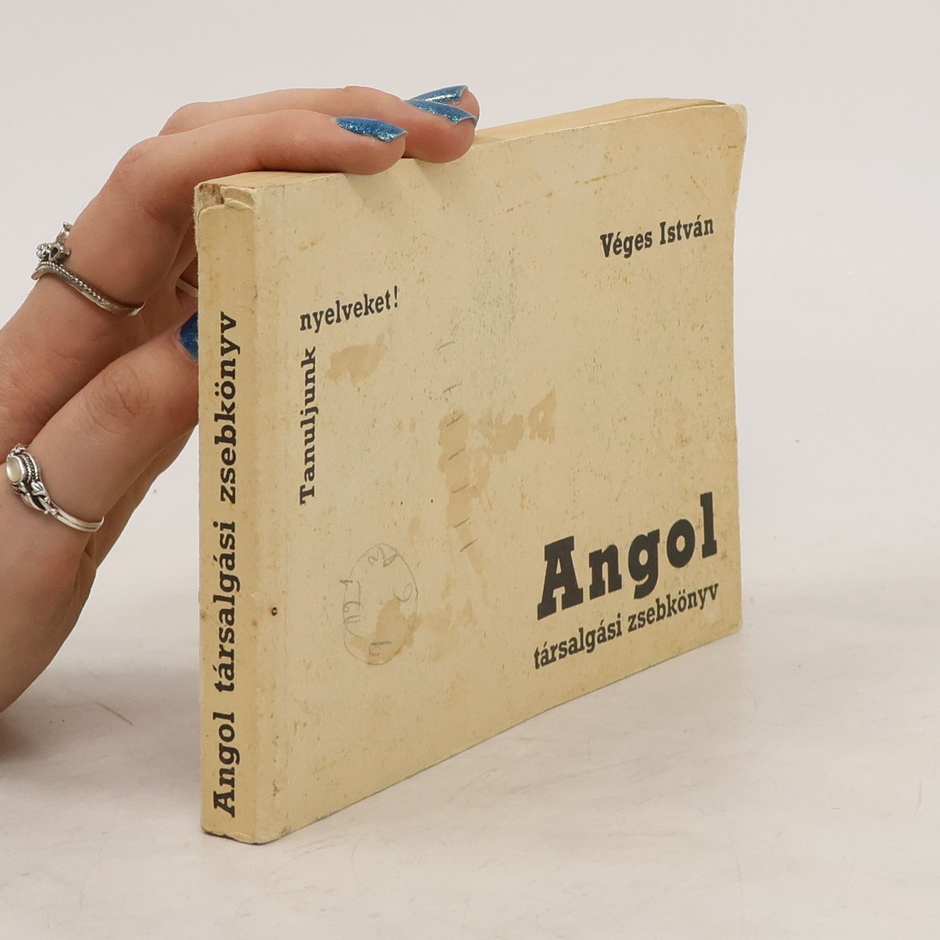 Véges István Angol társalgási szebkönyv