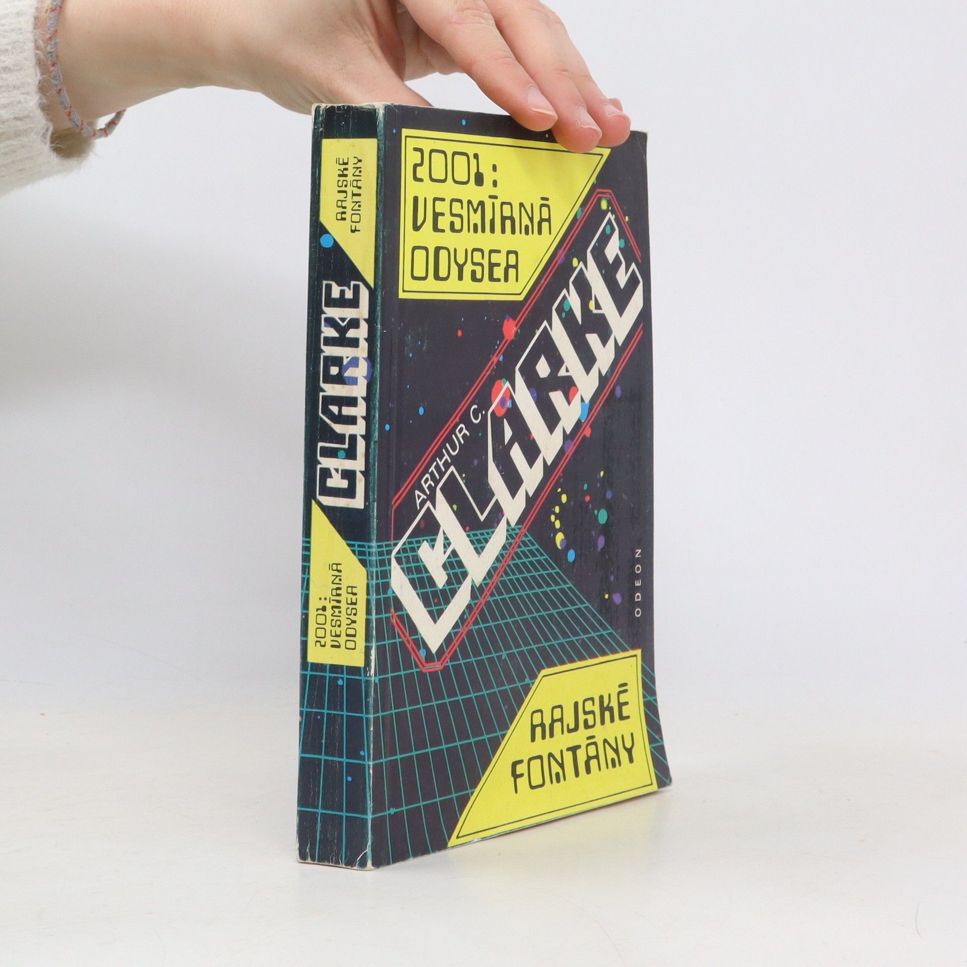 Arthur Charles Clarke 2001: Vesmírná odysea. Rajské fontány